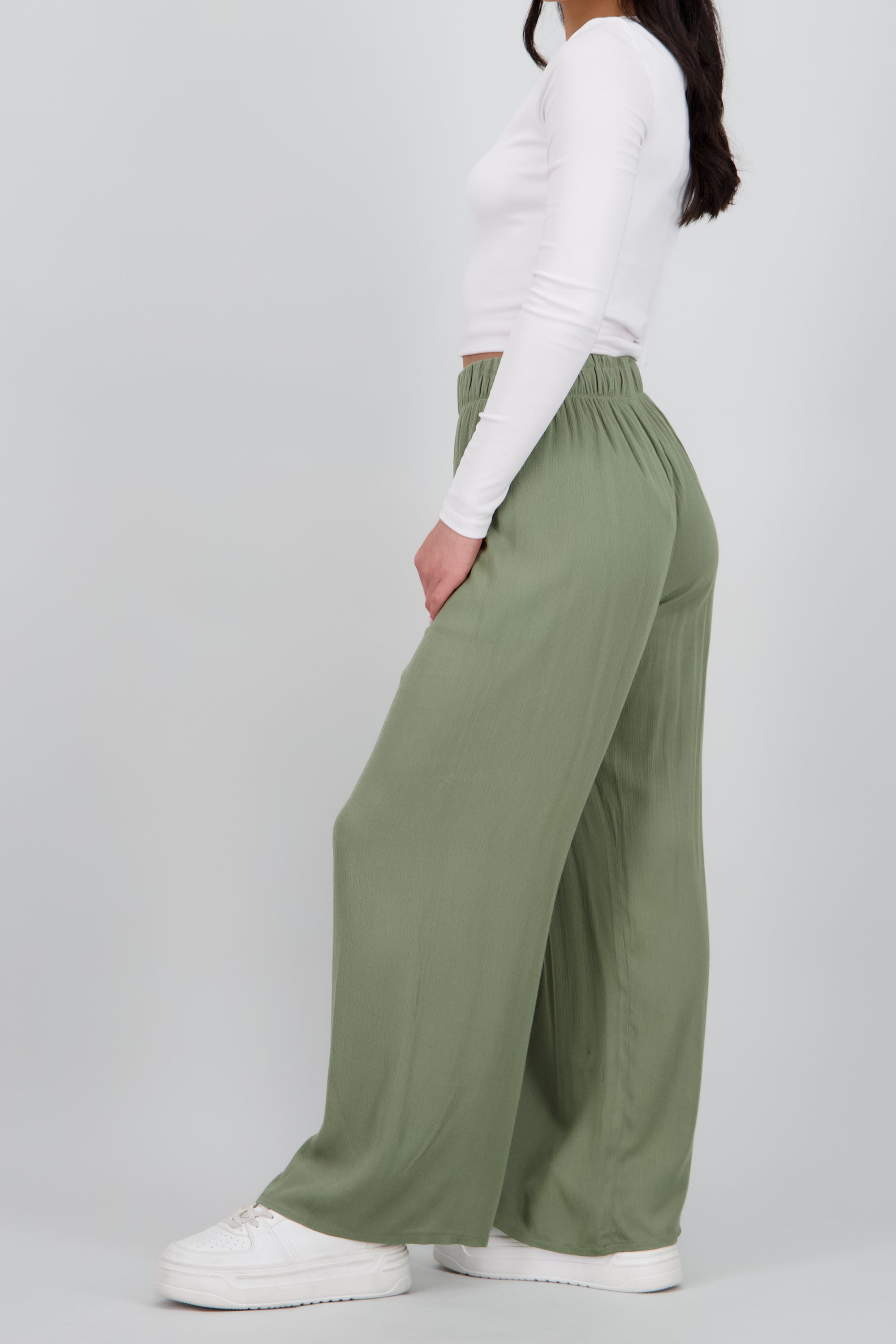 LIGHT GREEN