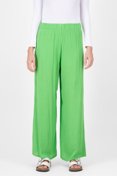 Wide leg pant with elastic wasitband 