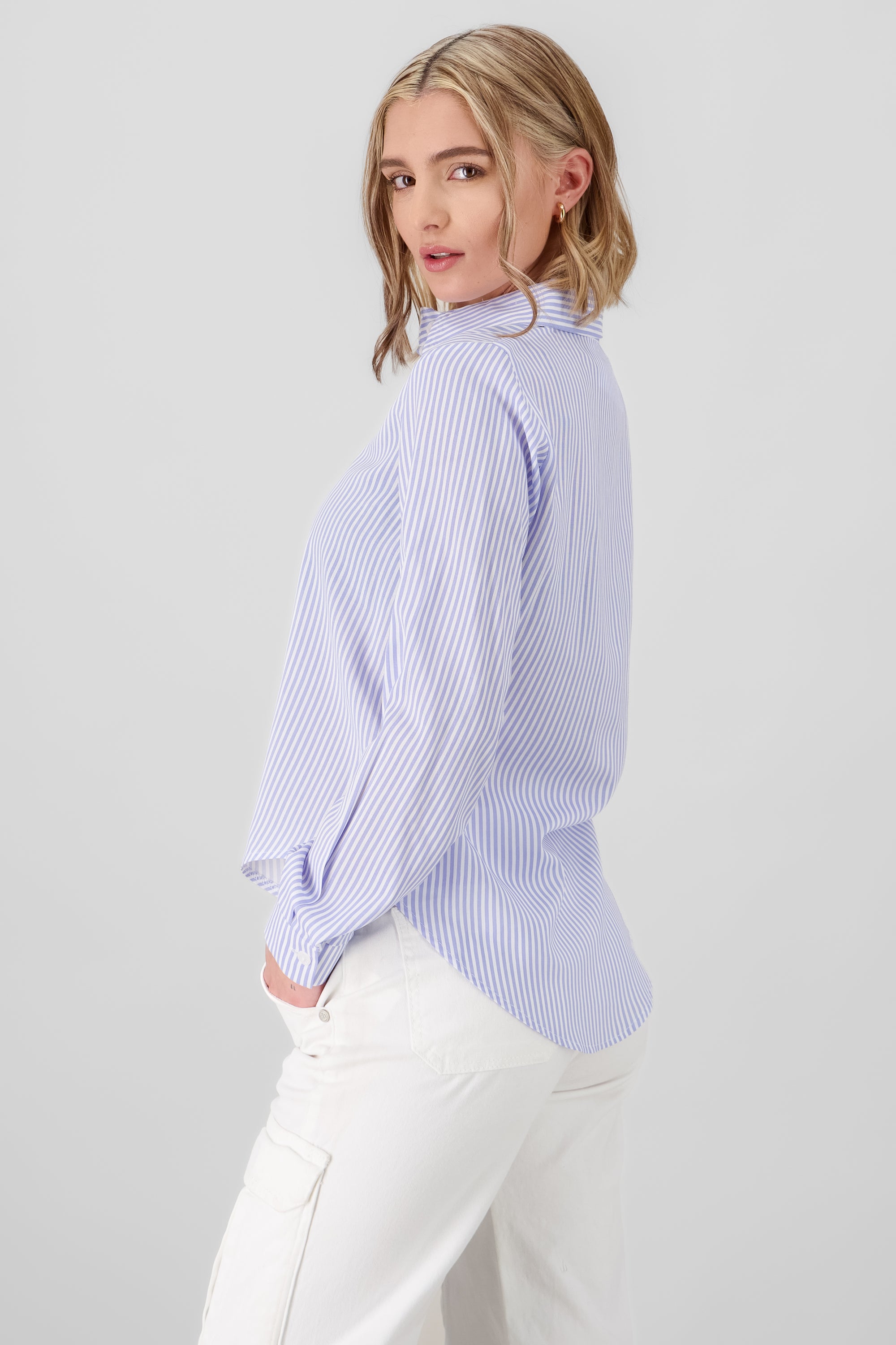 Asymmetric Striped Shirt PASTEL BLUE