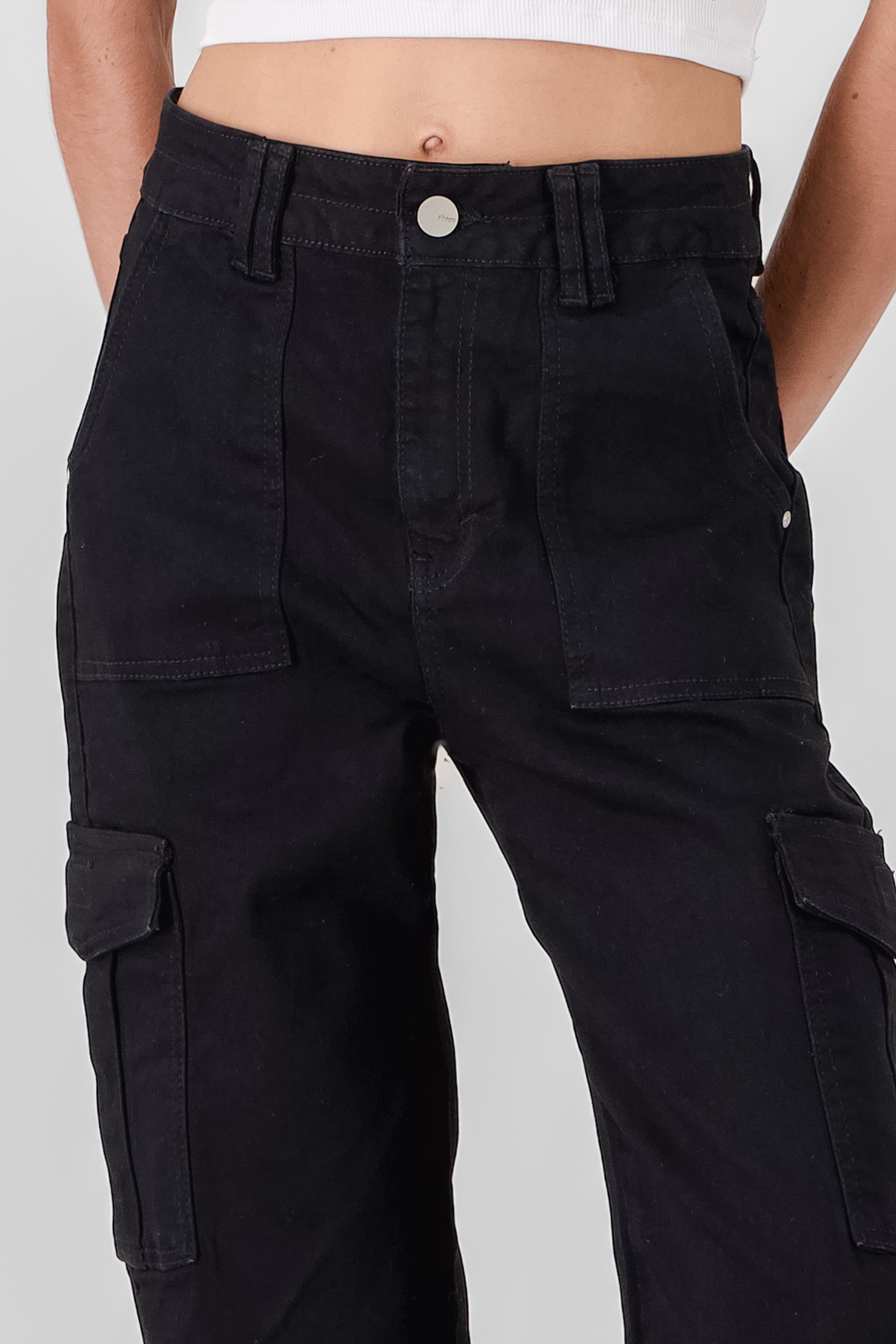 Cargo pocket jeans BLACK