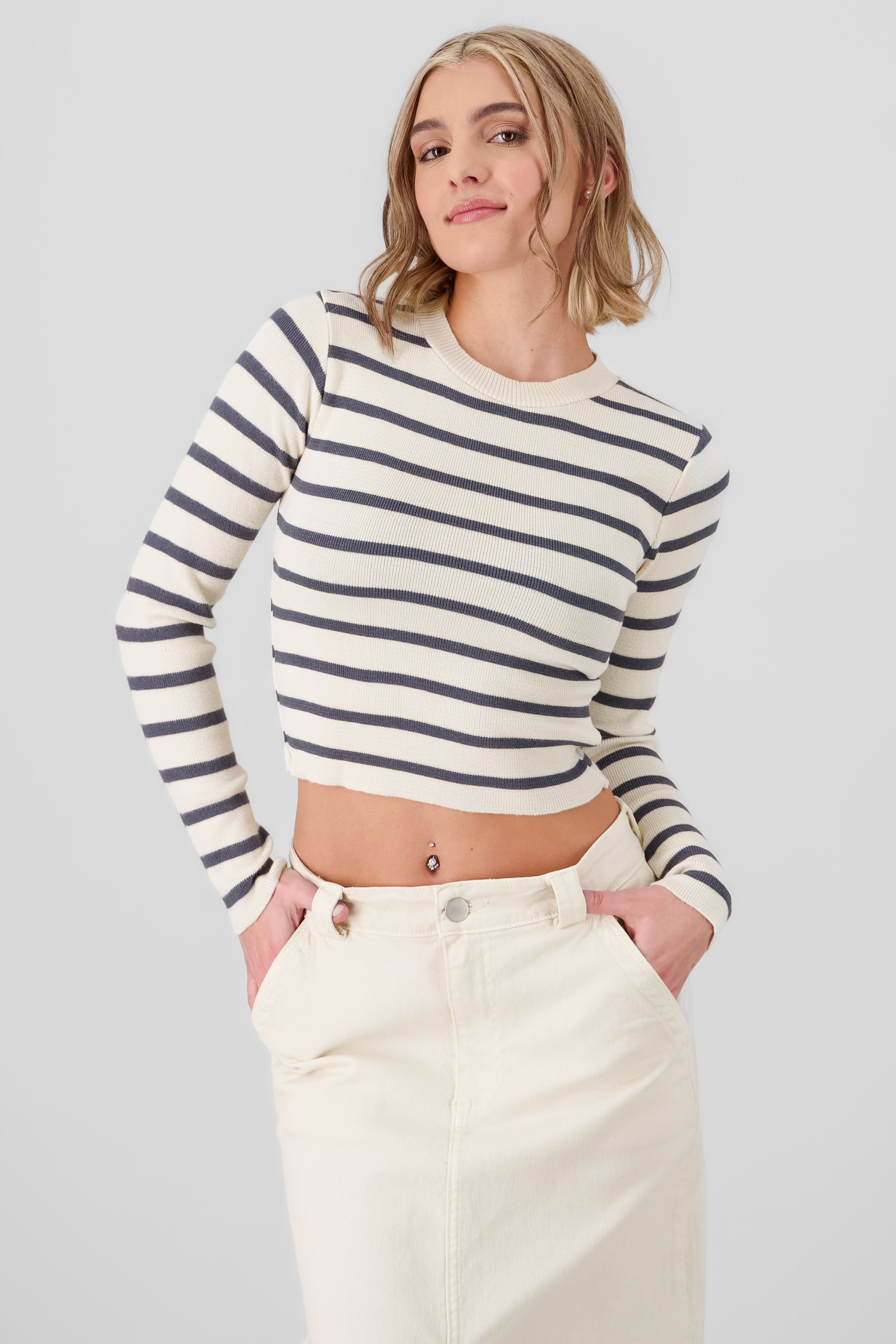 THin Striped Long sleeve Crop Top GRAY