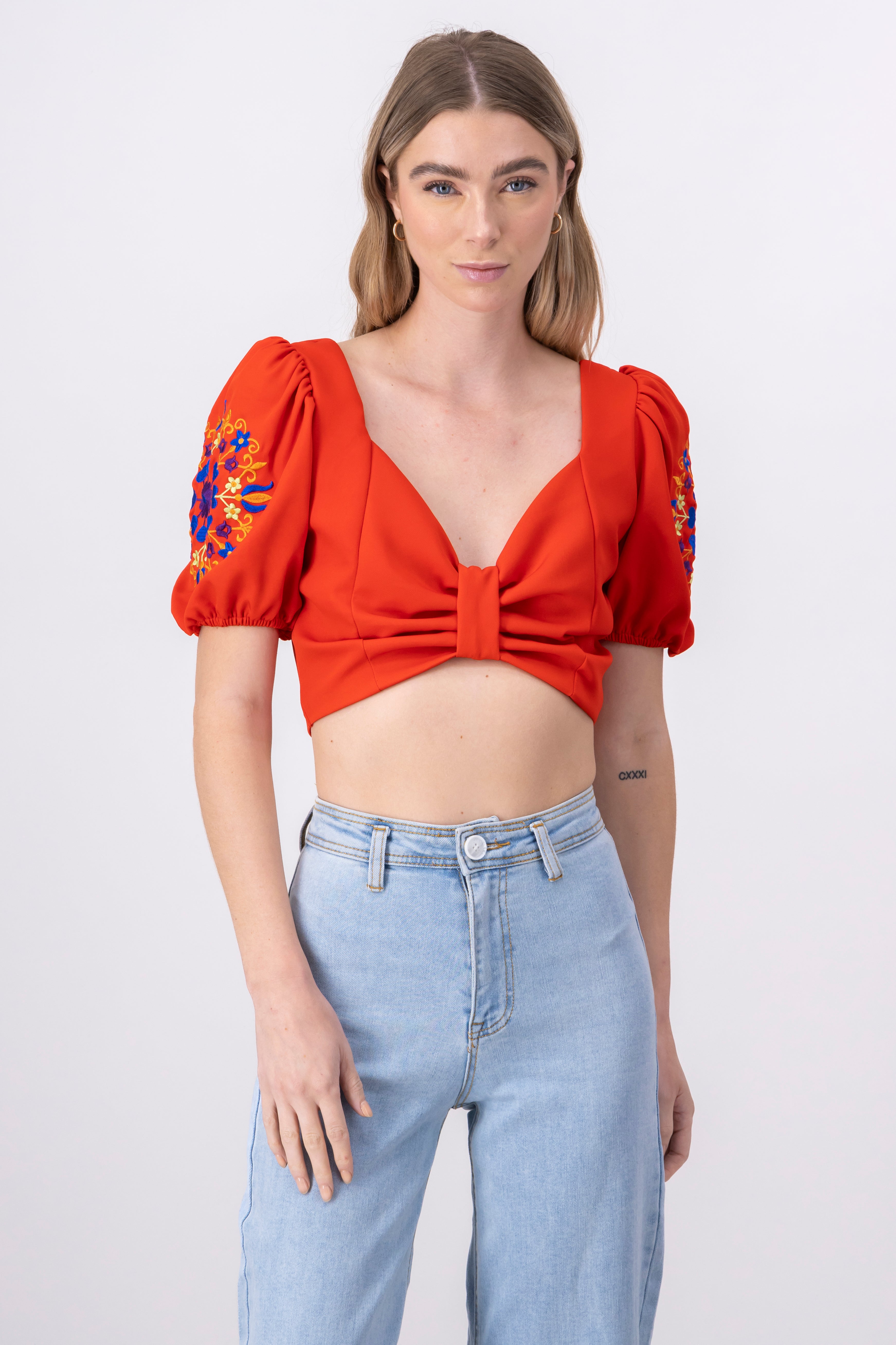 Top Puff Sleeves Detail RED