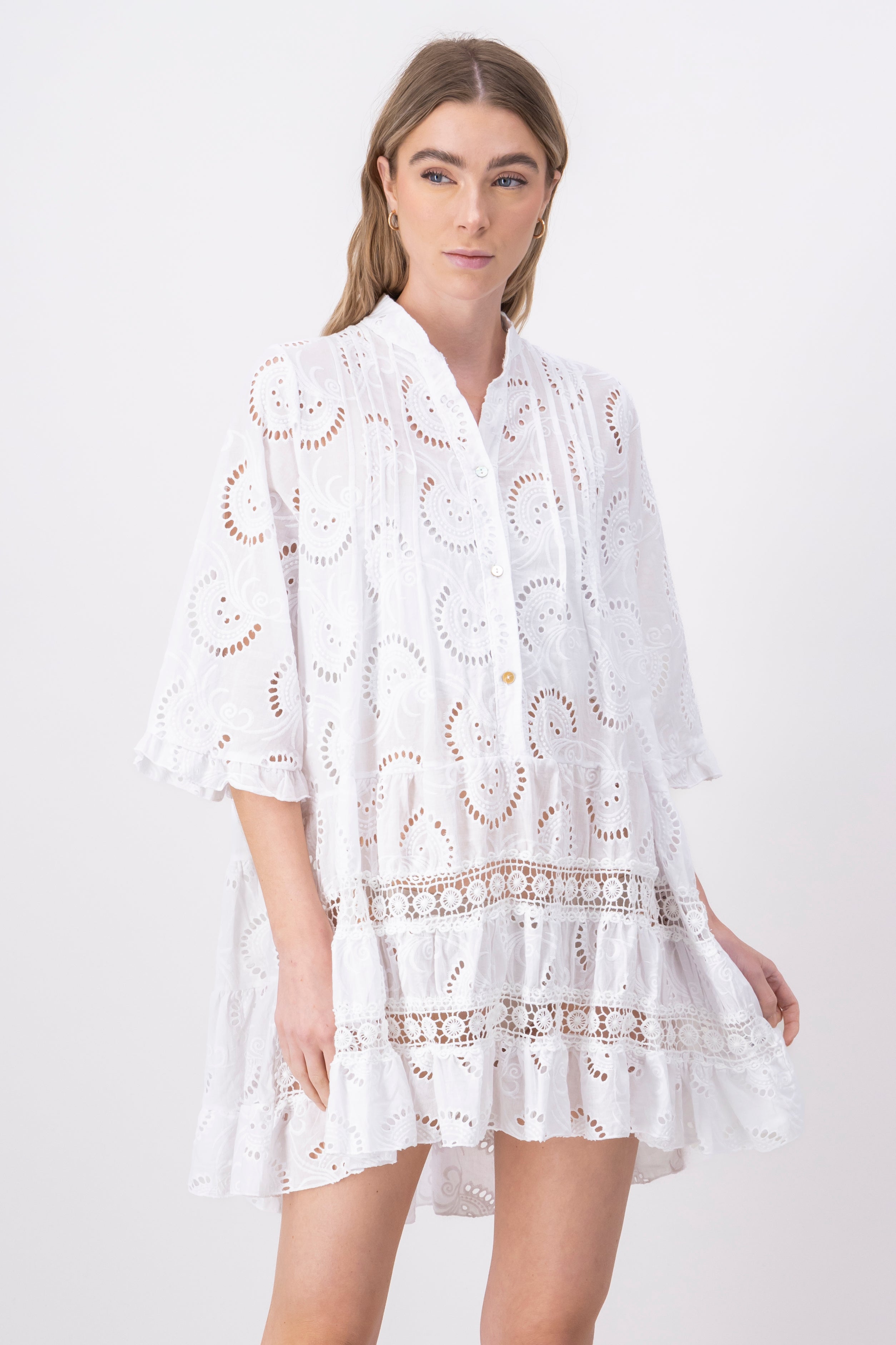 Eyelet Design Mini Kimono WHITE