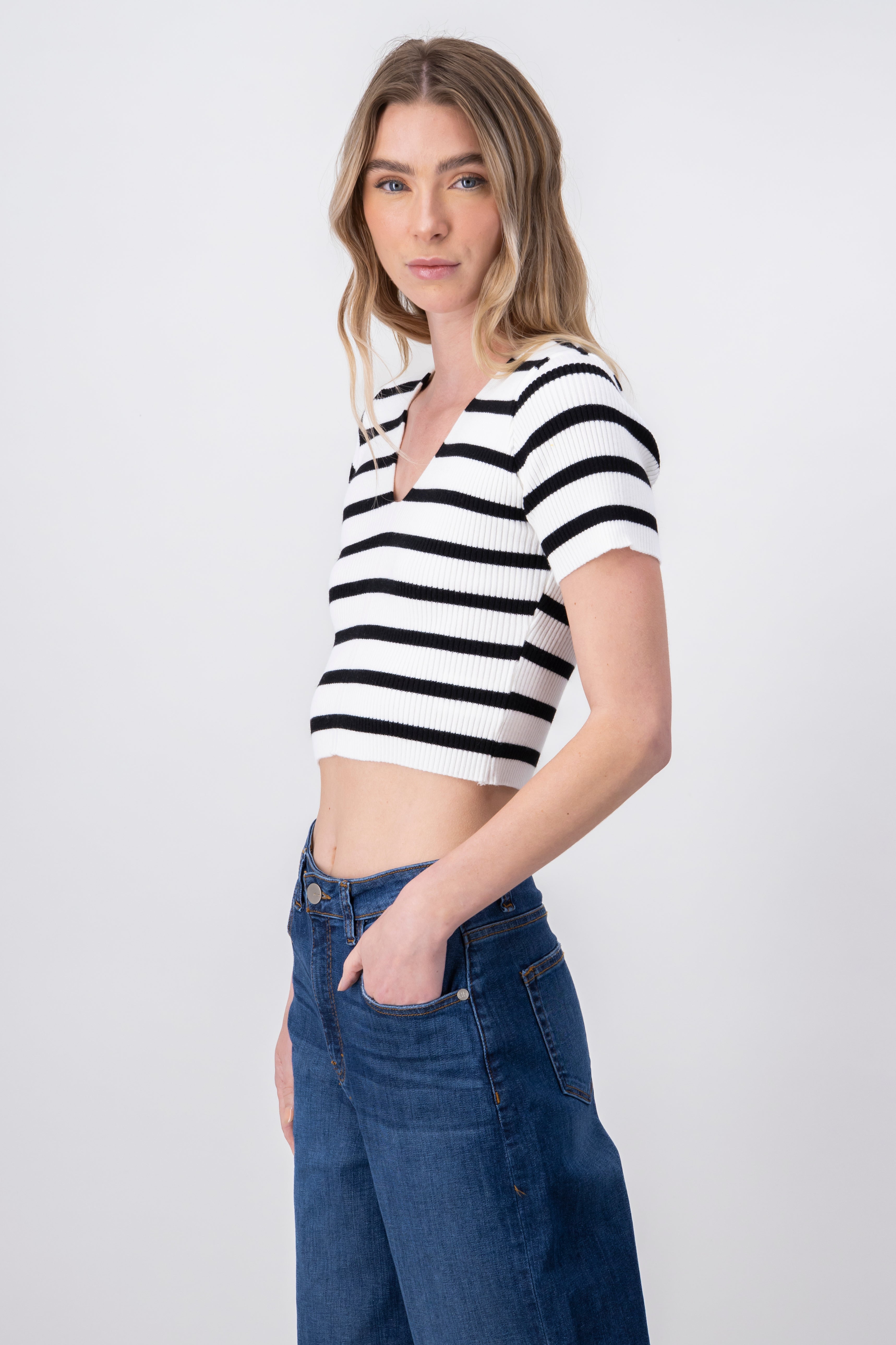 Short Sleeve Striped VNeck Top WHITE COMBO