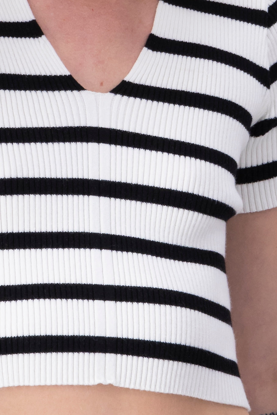 Short Sleeve Striped VNeck Top WHITE COMBO