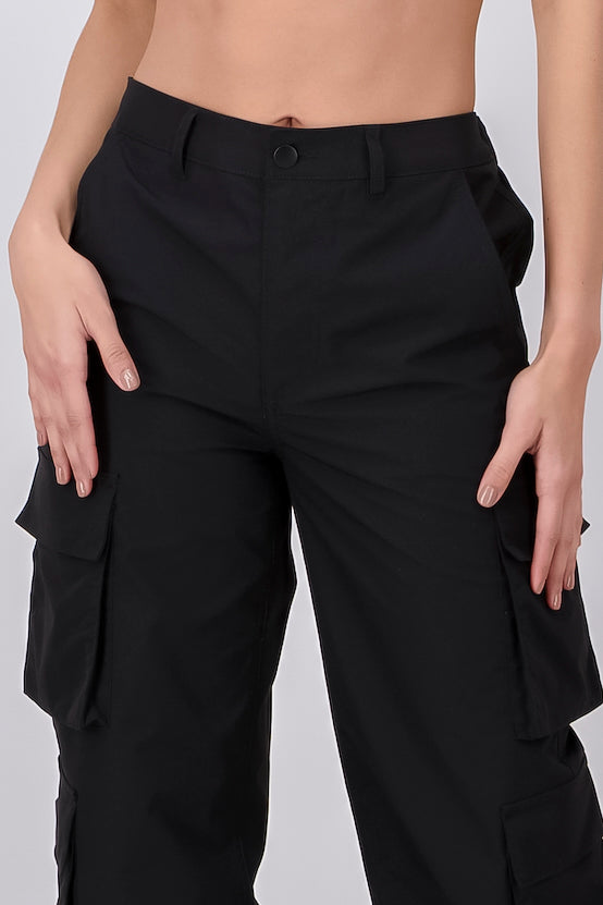 High Waist Cargo Pants With Pleated Details BLACK