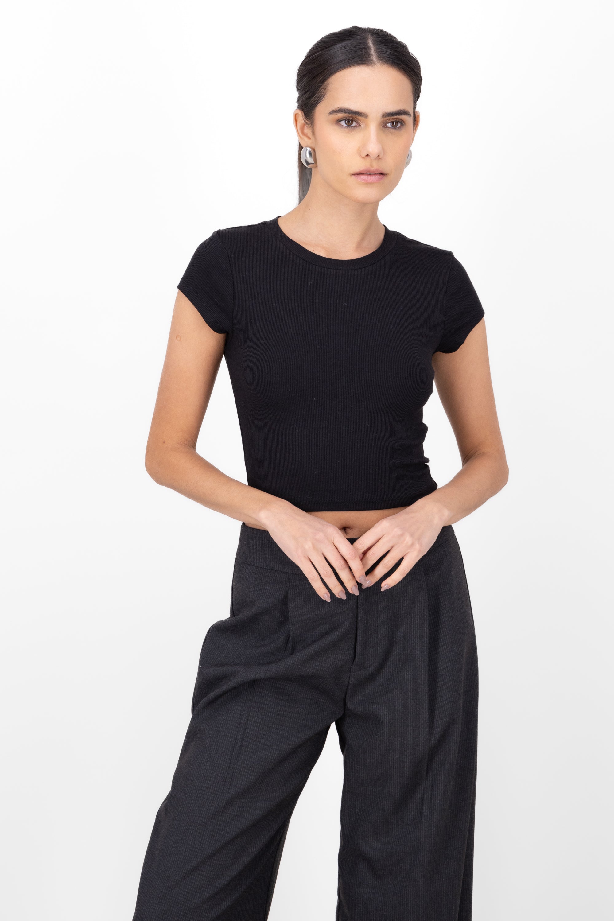 Short Sleeve Round Neck Rib Crop Top BLACK