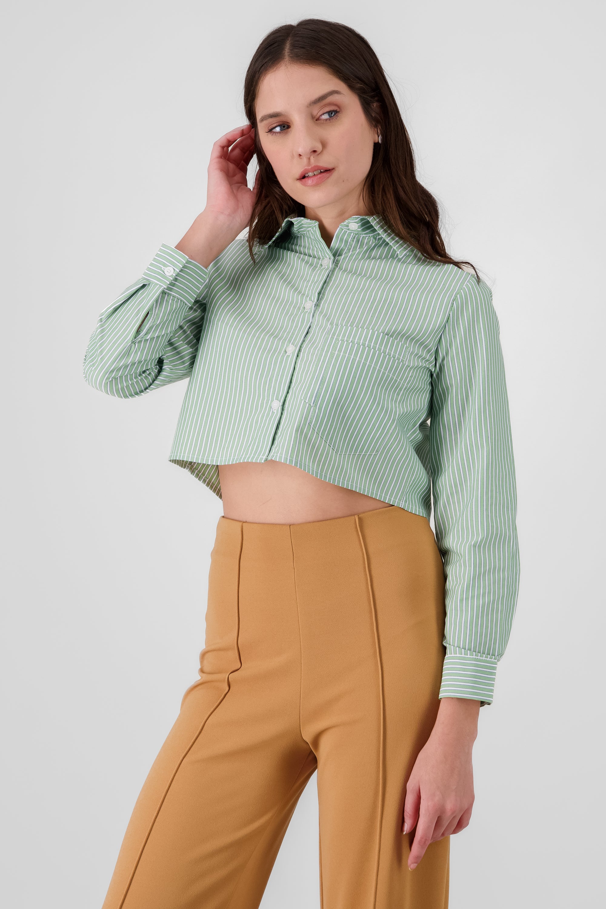 Double Pocket Cropped Long Sleeve Shirt GREEN COMBO