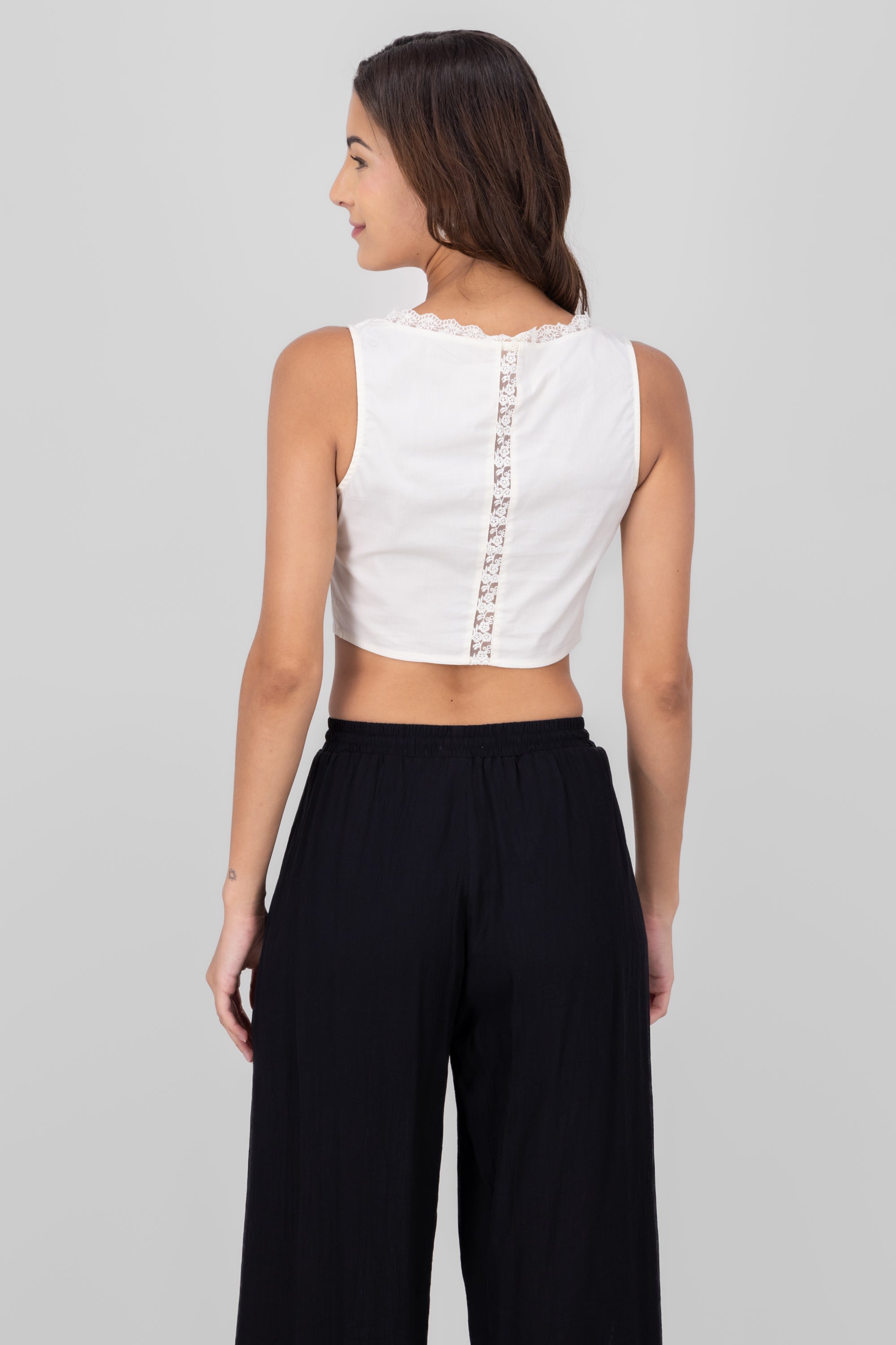 Lace Up Cropped Tank Top CREAM