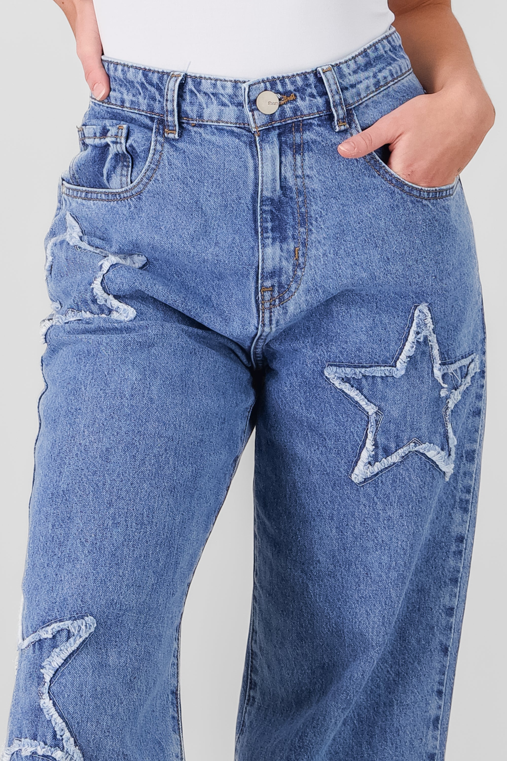 Starry MidRise Jeans MEDIUM WASH