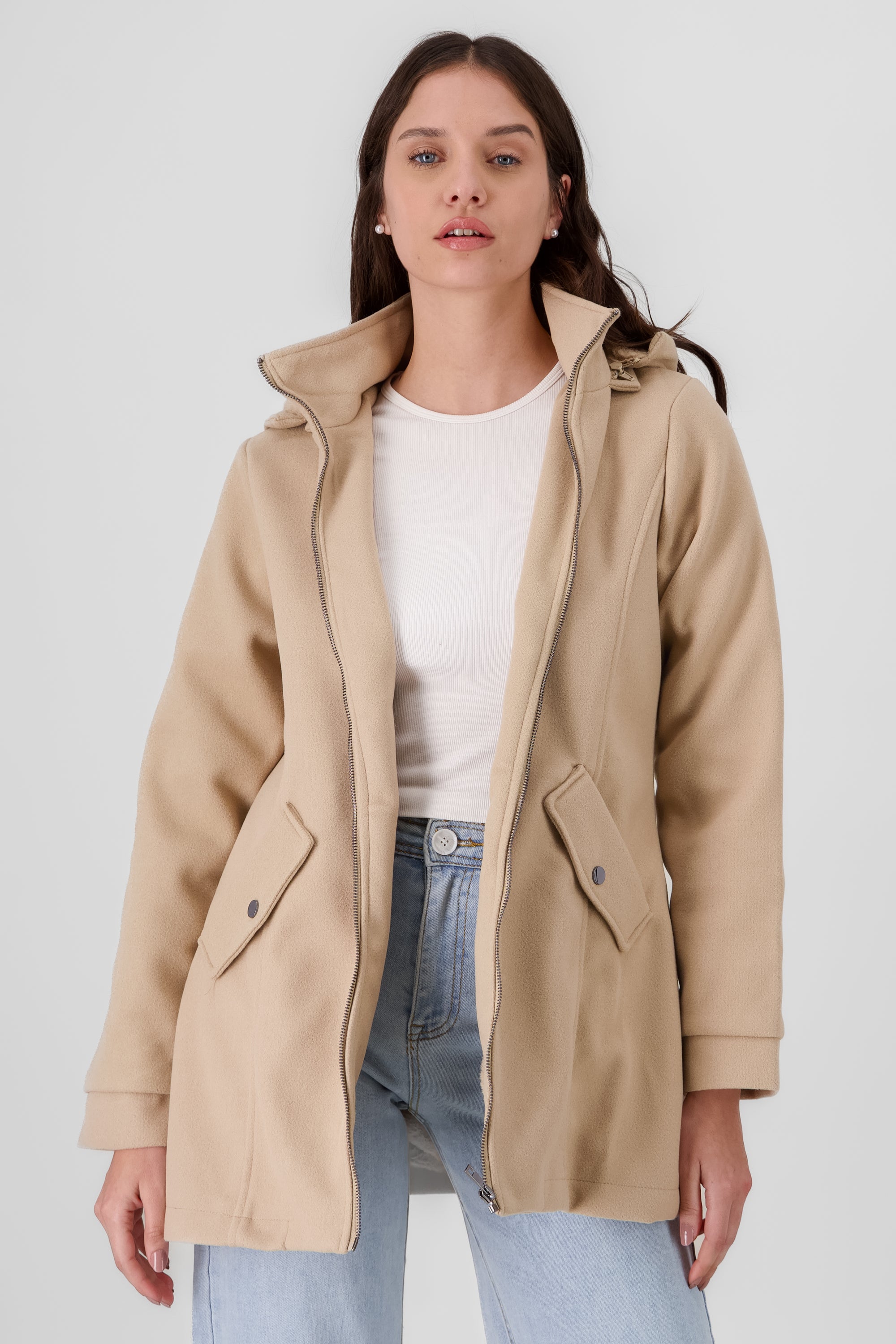 Coat Zipper Detail BEIGE