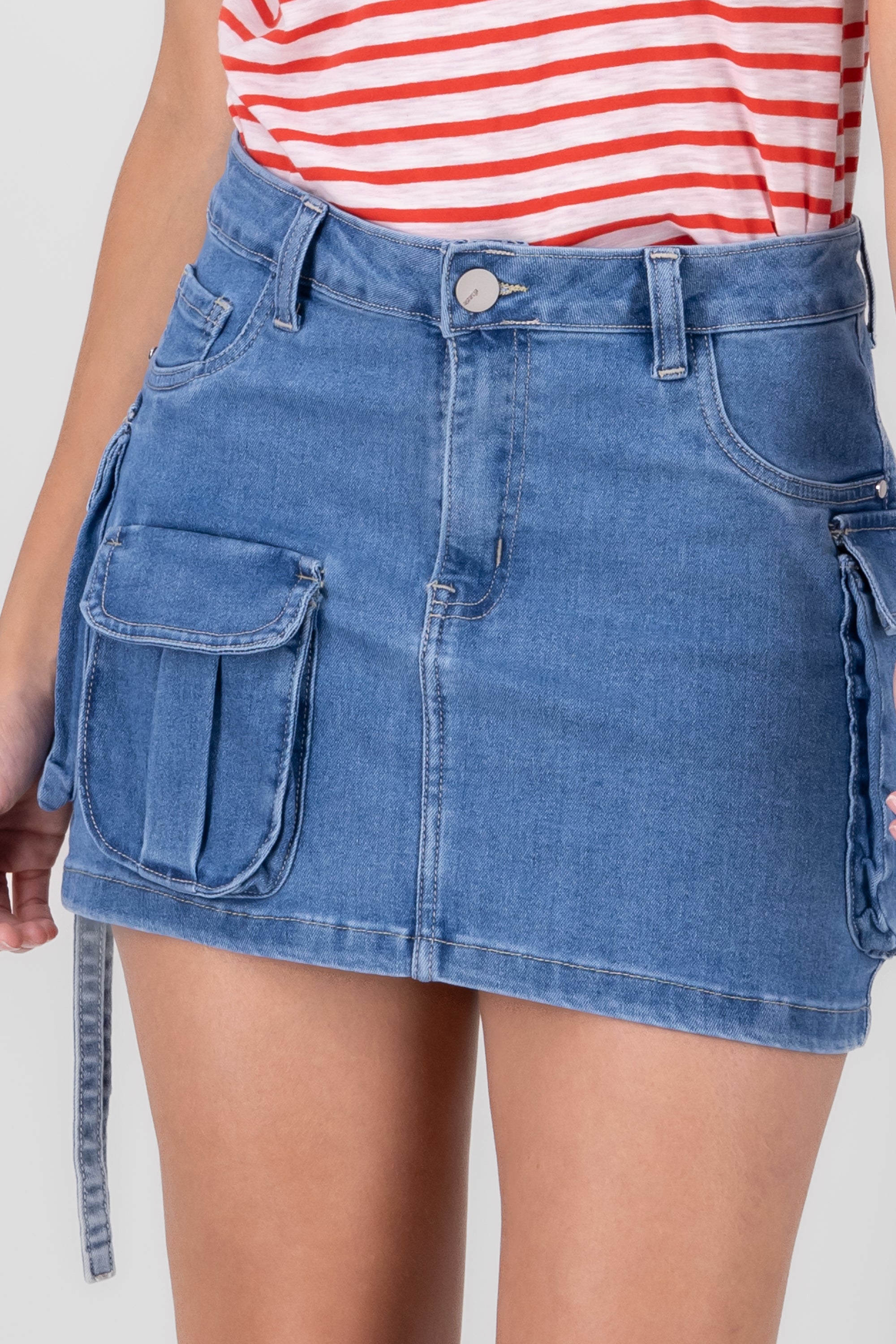 The Cargo Mini Skirt With Pockets LIGHT ACID WASH