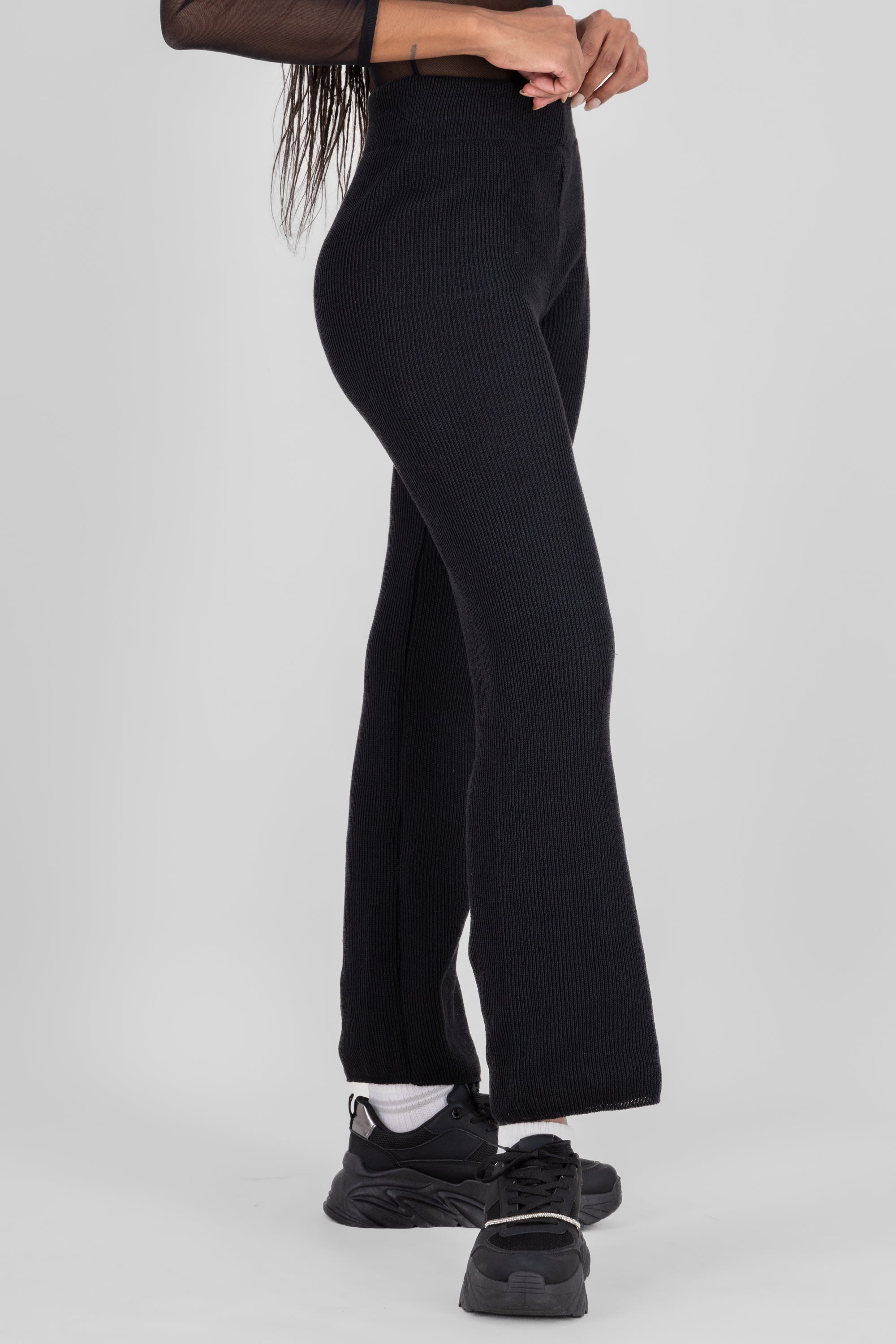 Knitted Flowy Pants BLACK