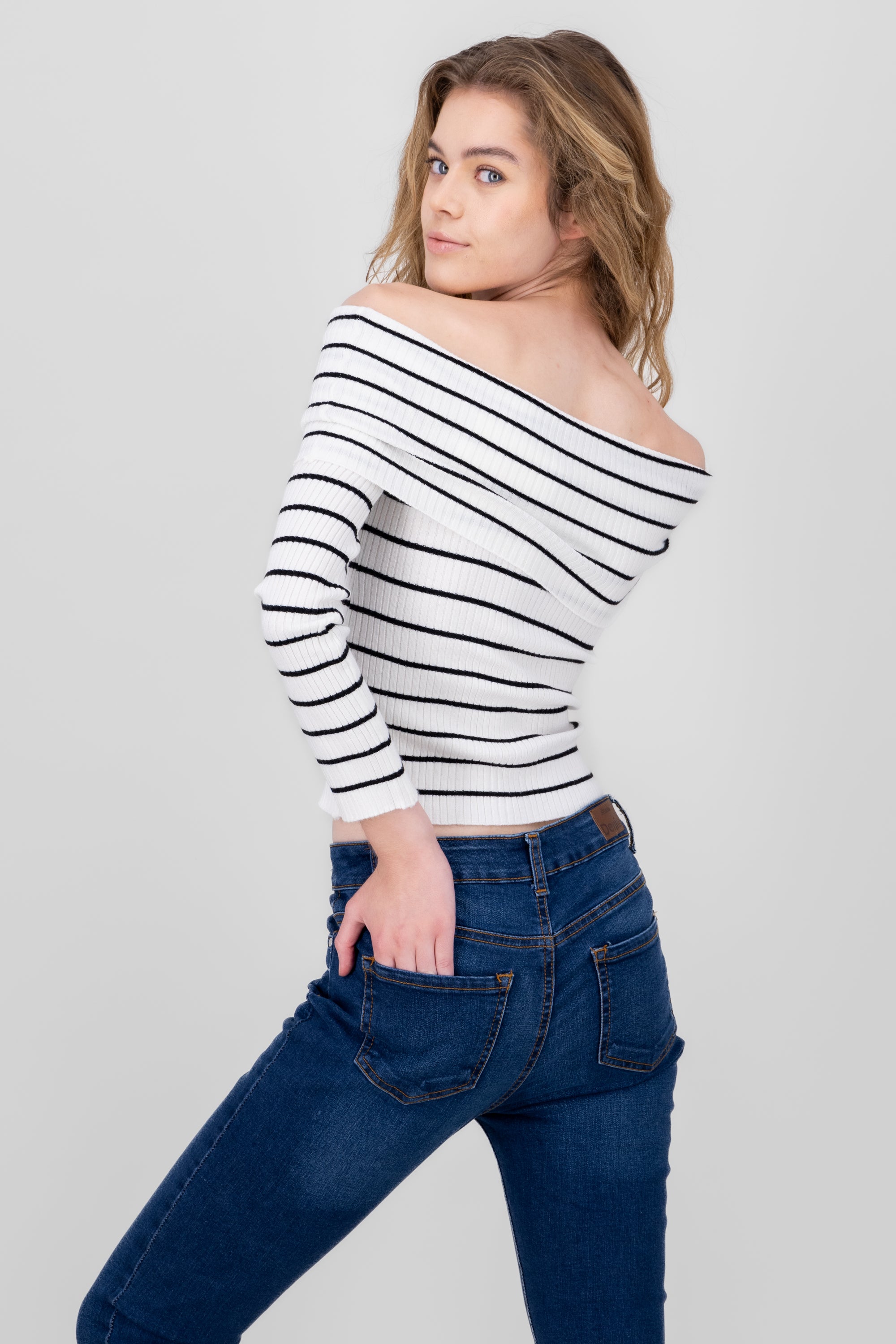 Off the Shoulder Long Sleeve Stripped Top BONE COMBO