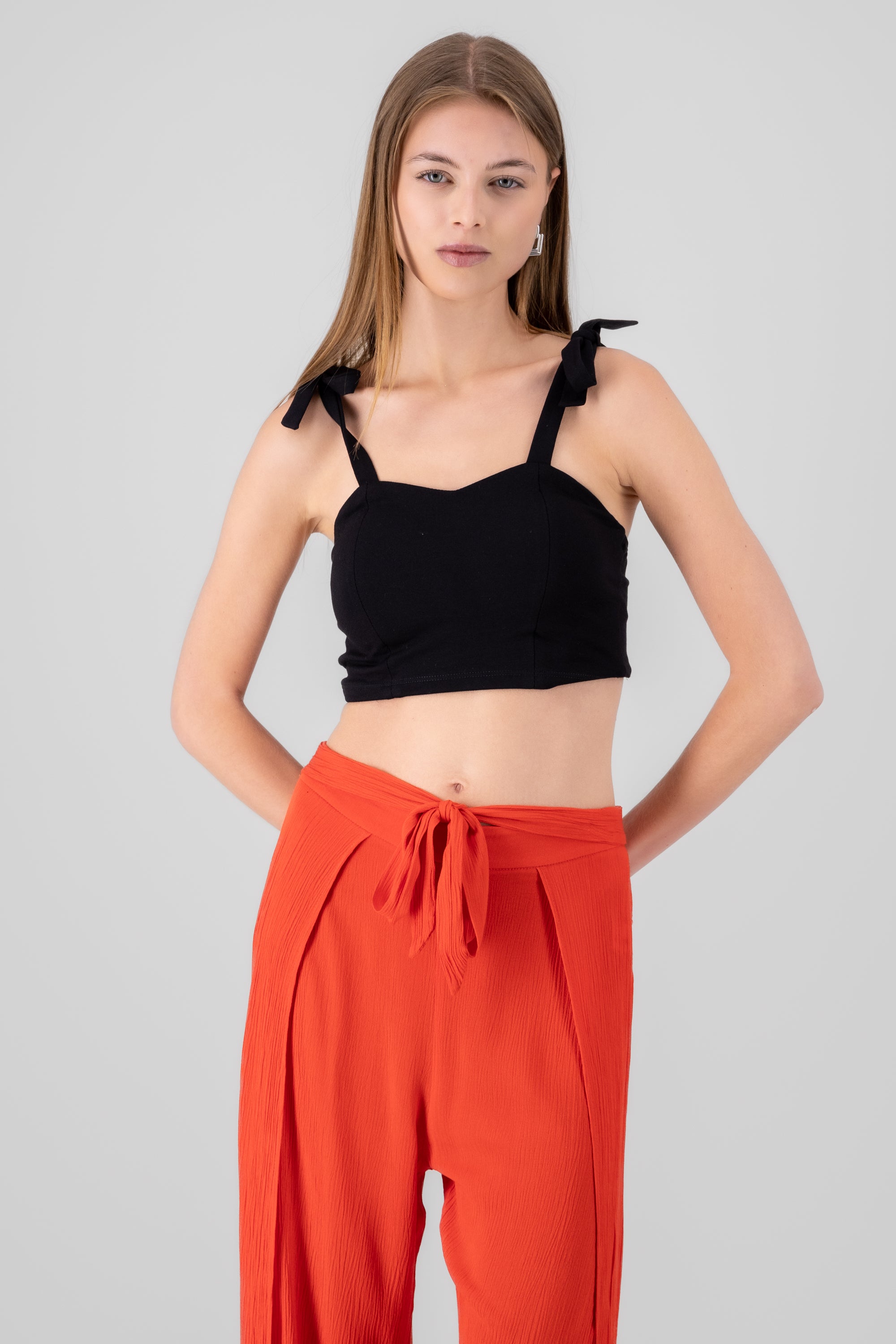 Bow Detail Solid Top BLACK