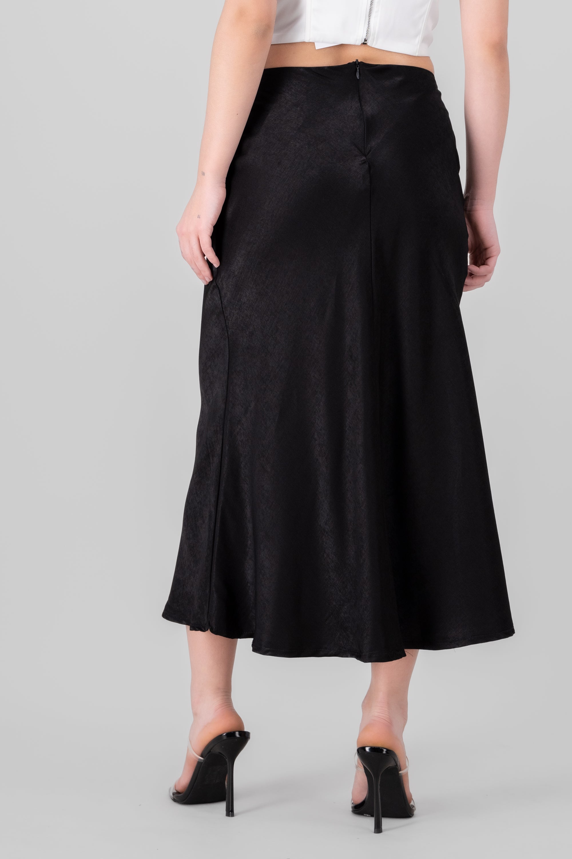 Solid Midi Skirt BLACK