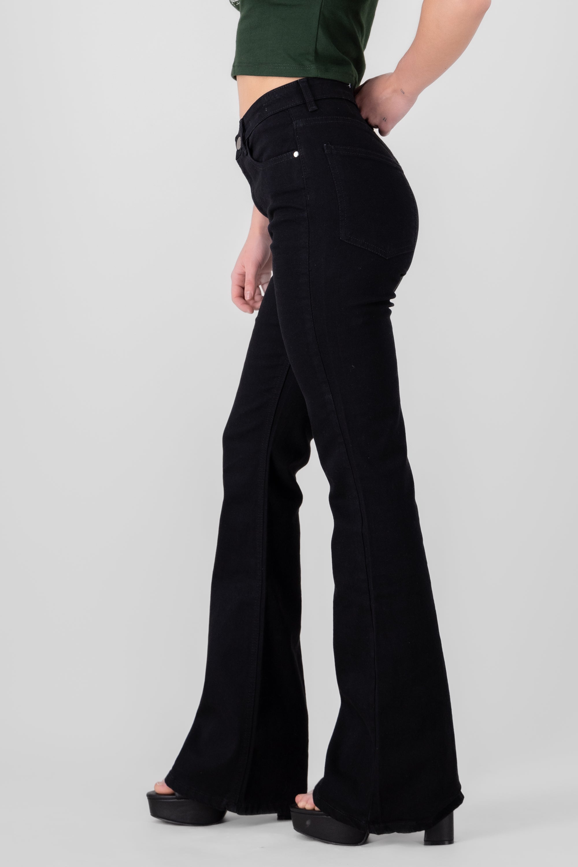 Solid Flared Jeans BLACK