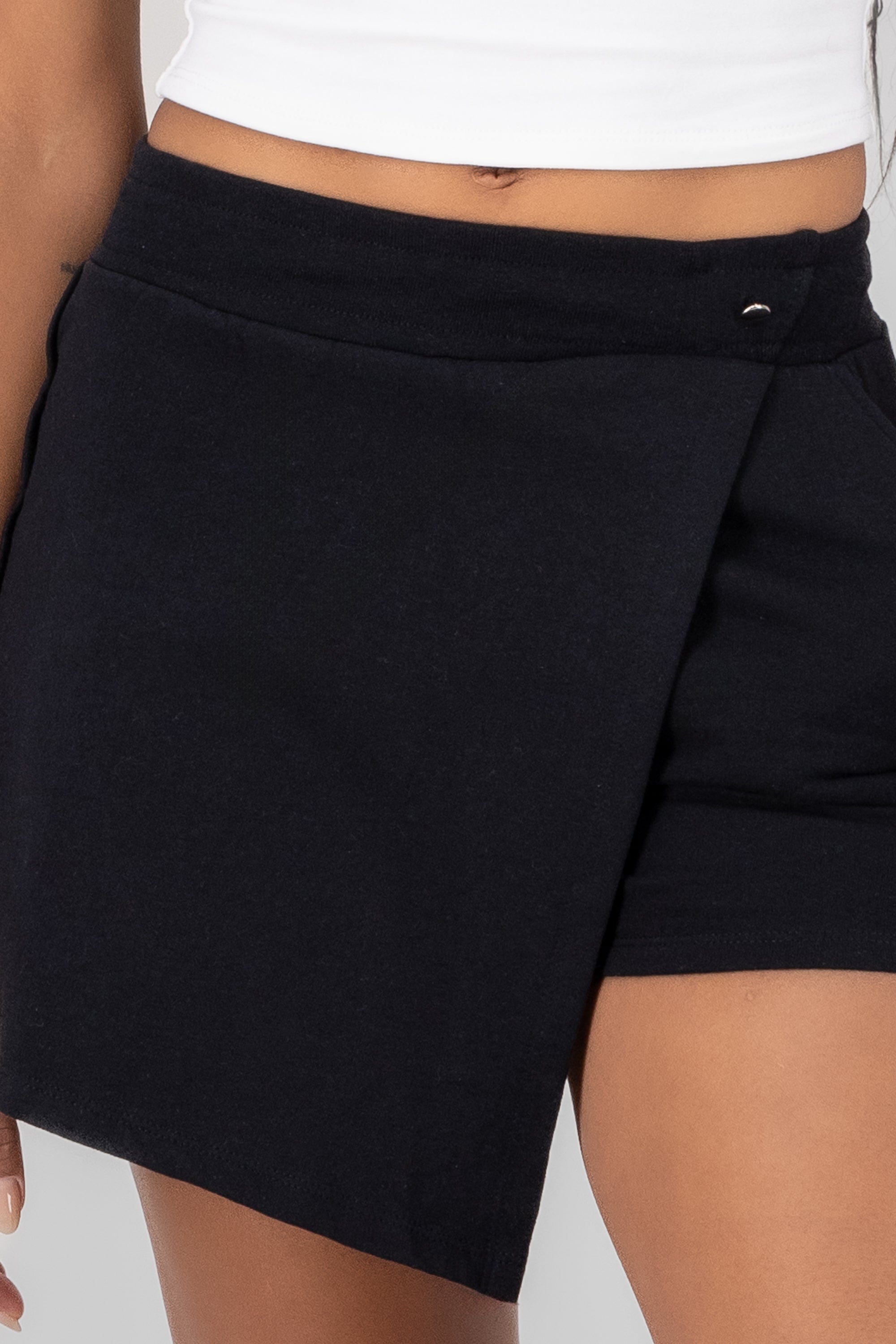 Wrapped Cargo Skort BLACK