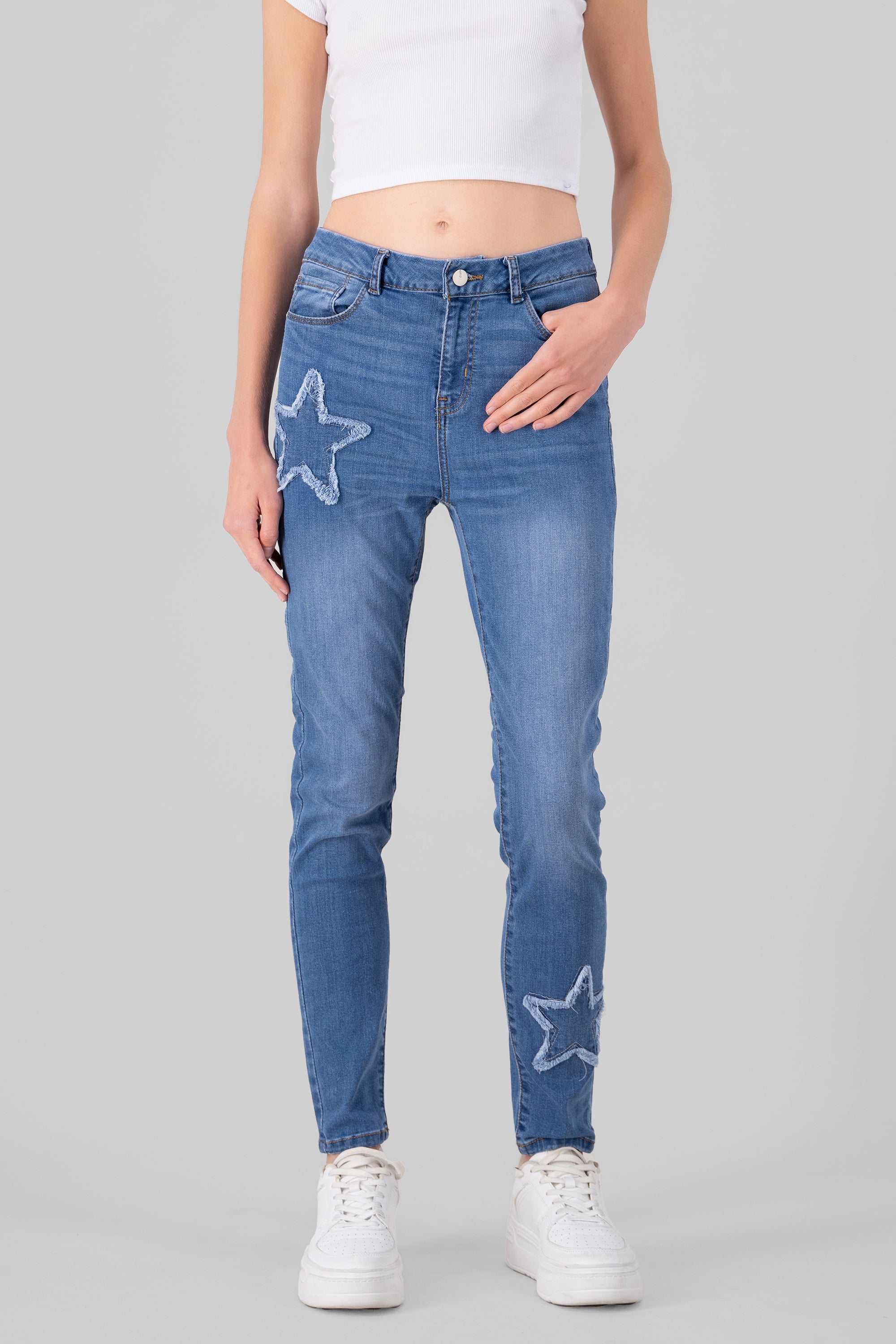 Skinny Jeans With Stars MEDIUM WASH