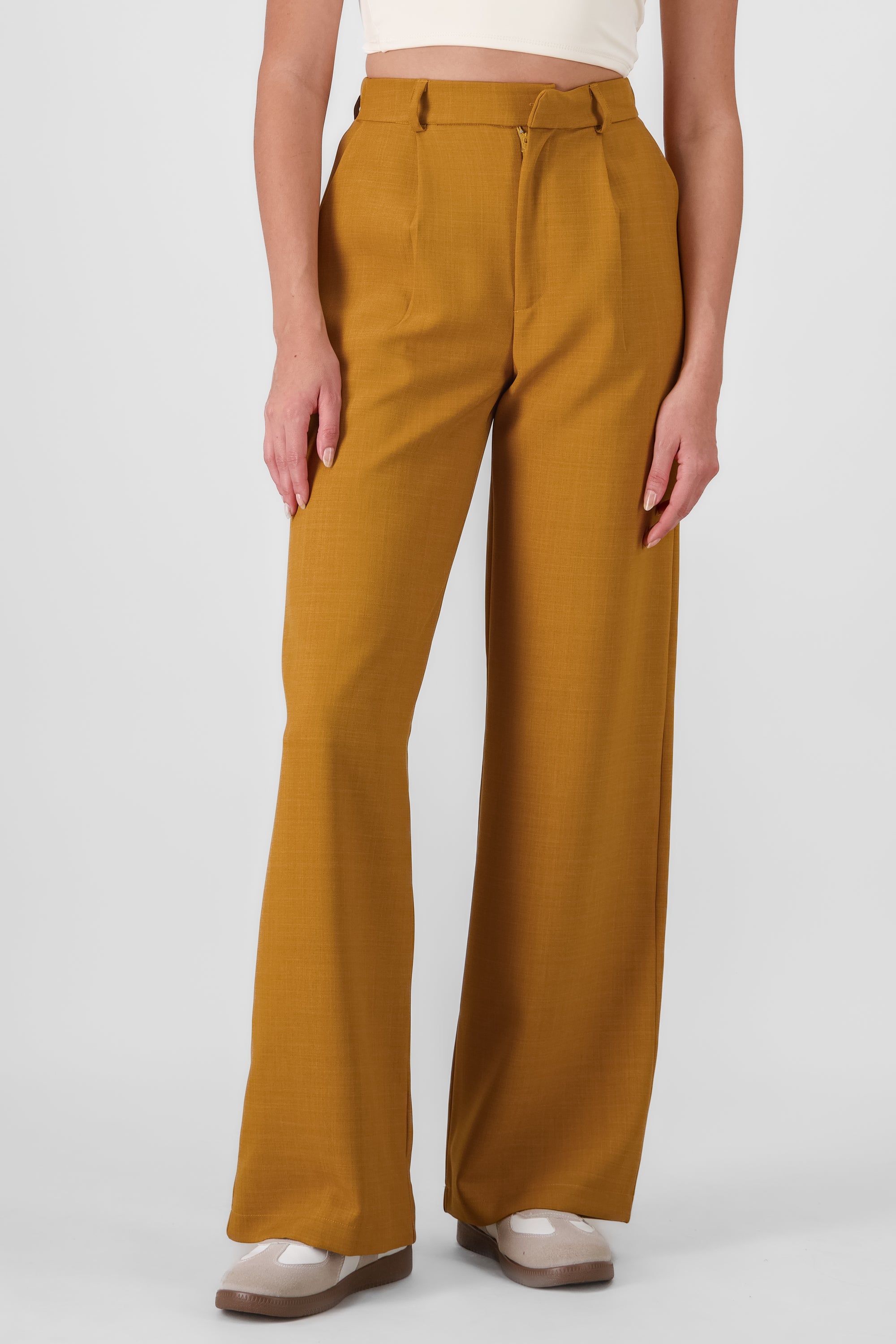 Wide Pleated Pants KHAKI