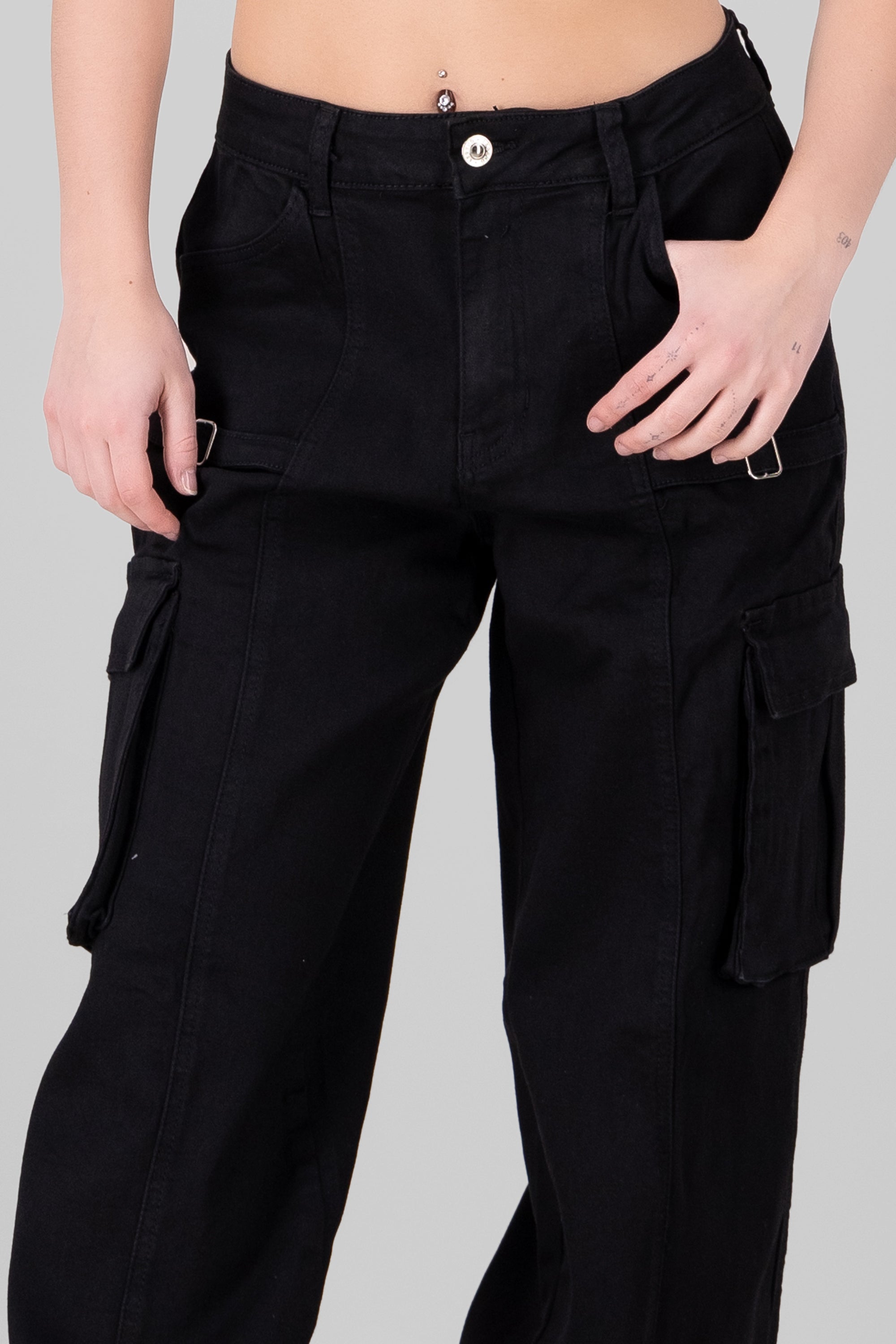 Cargo Jeans With Buckle BLACK