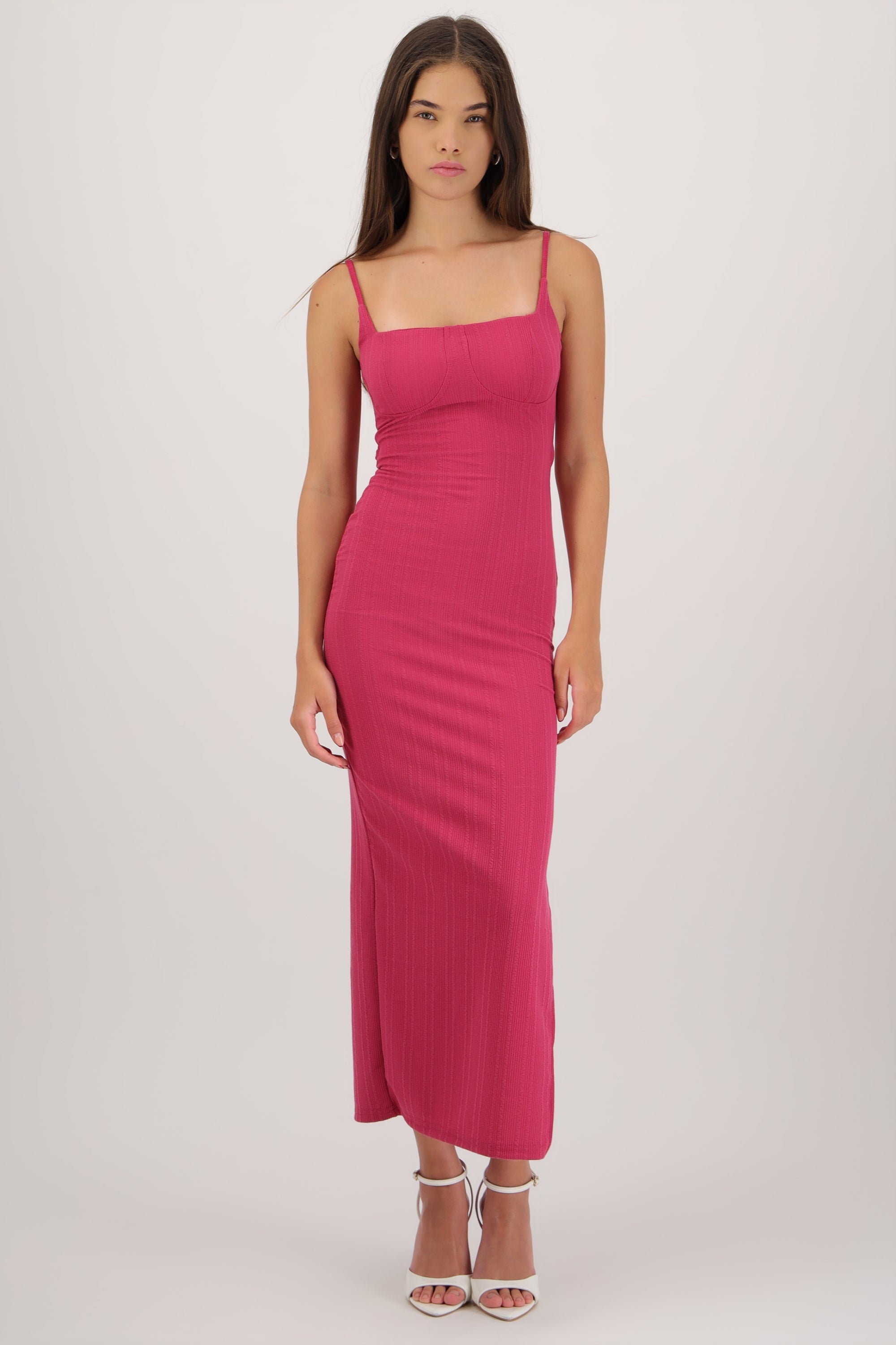 DEEP MAGENTA