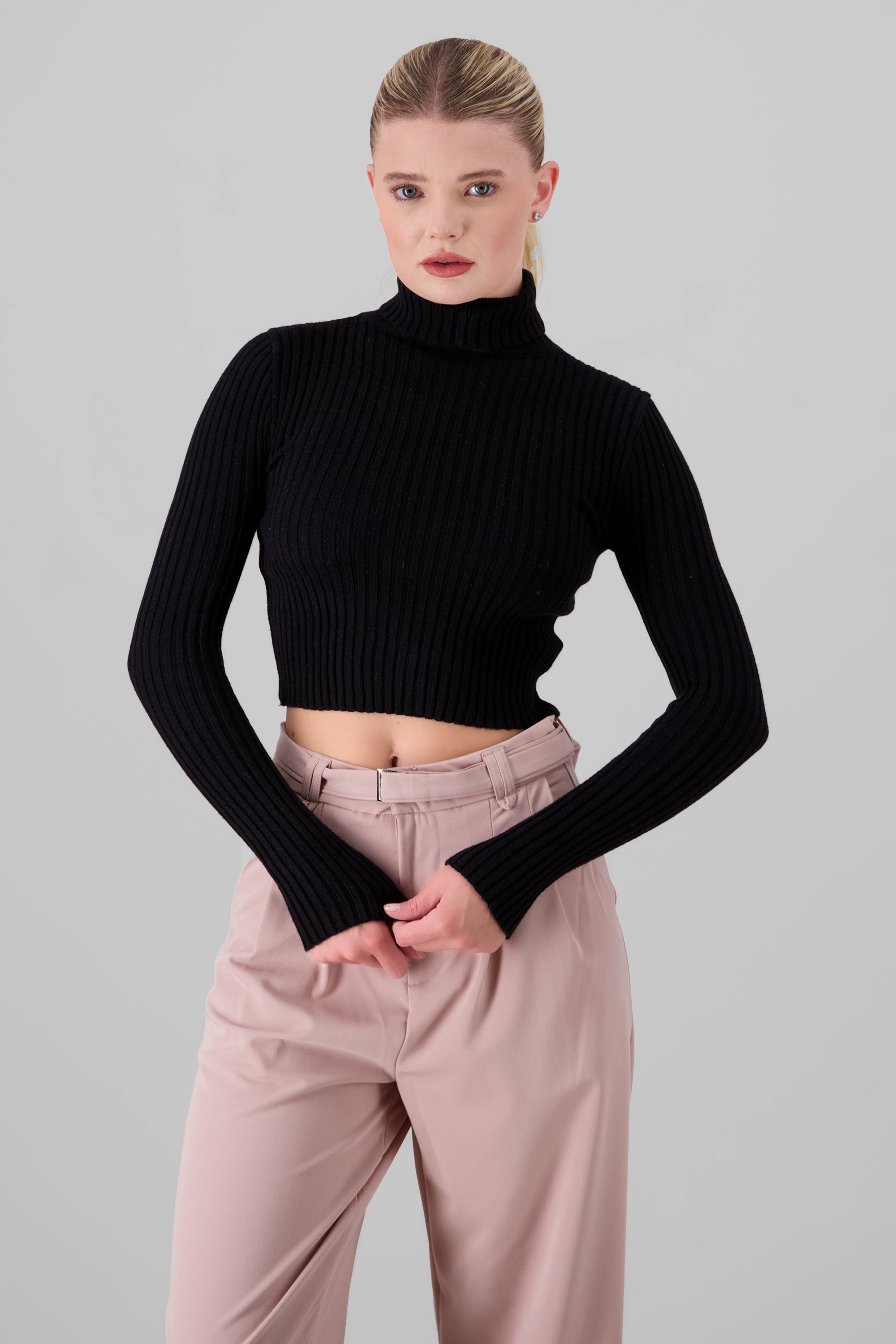 Solid Turtle Neck Sweater BLACK