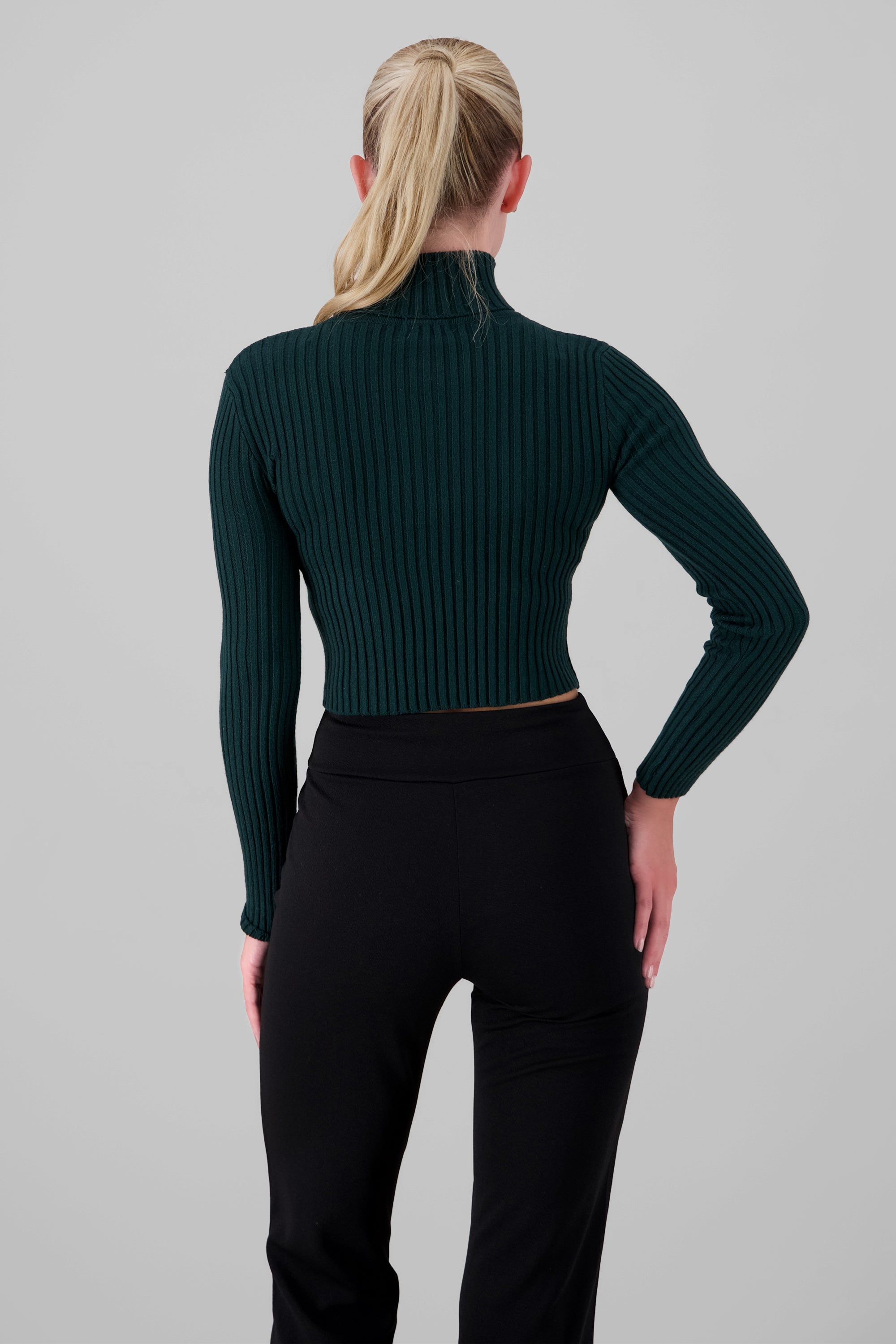 Solid Turtle Neck Sweater HUNTER GREEN