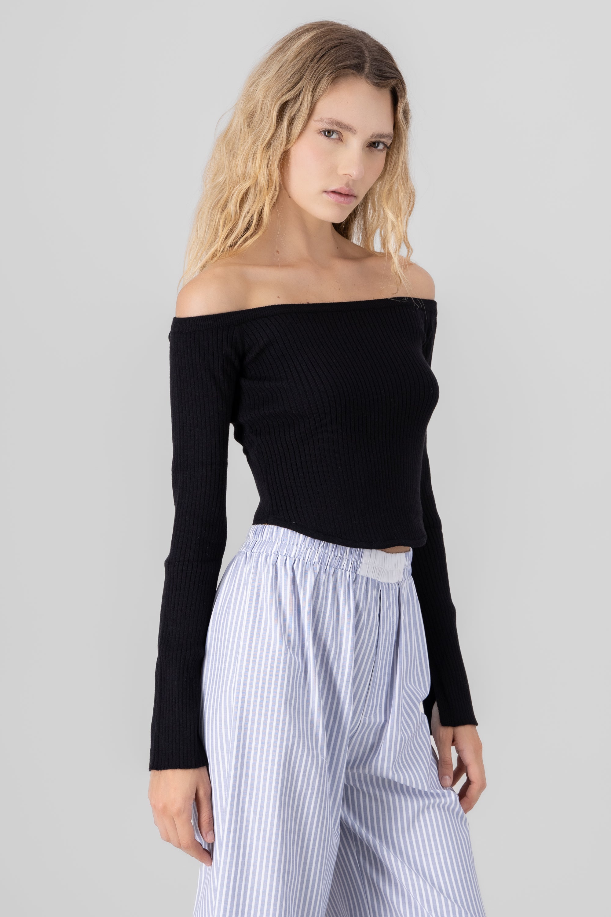 Off Shoulder Knit Top BLACK