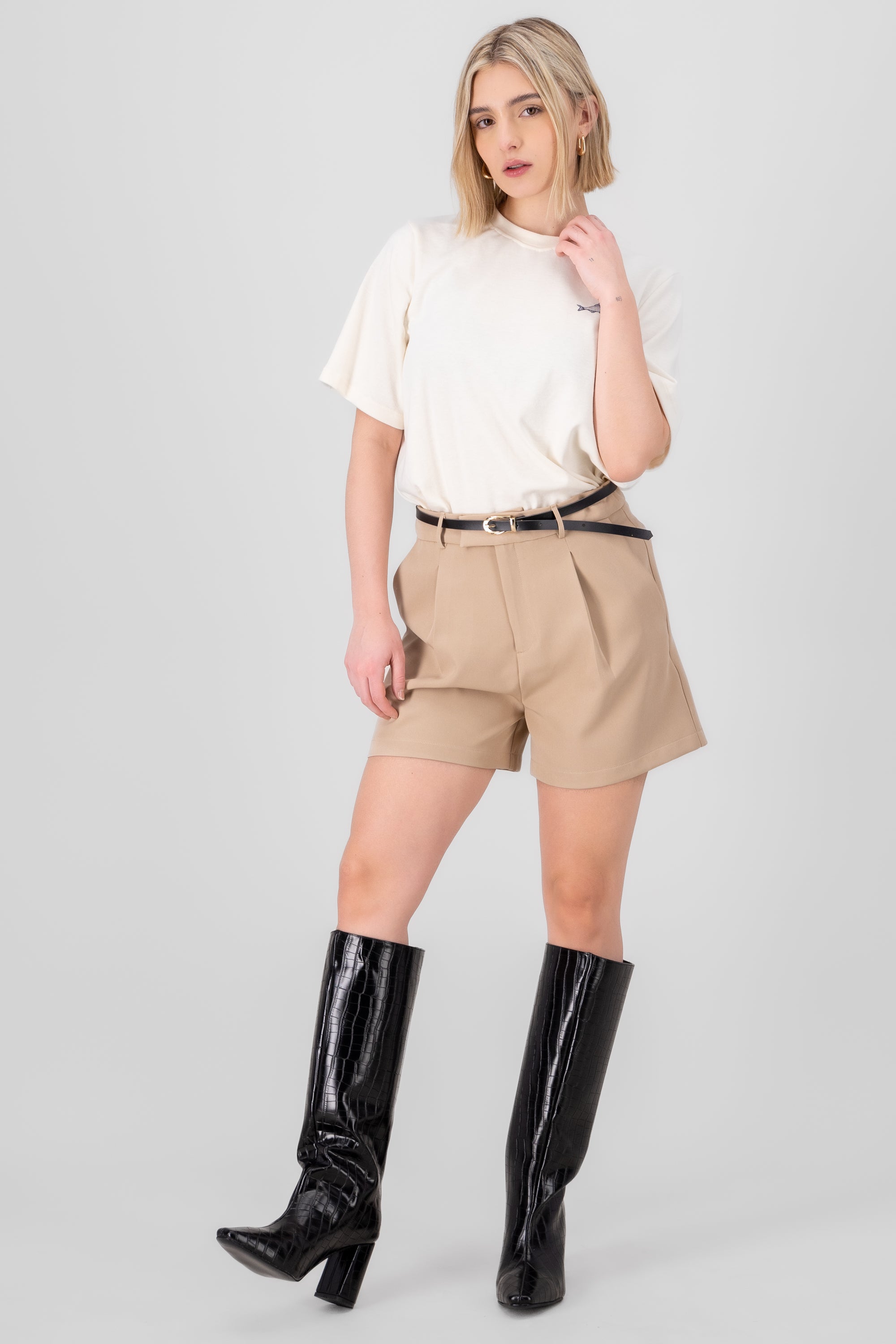 Pleats Shorts with Belt BEIGE