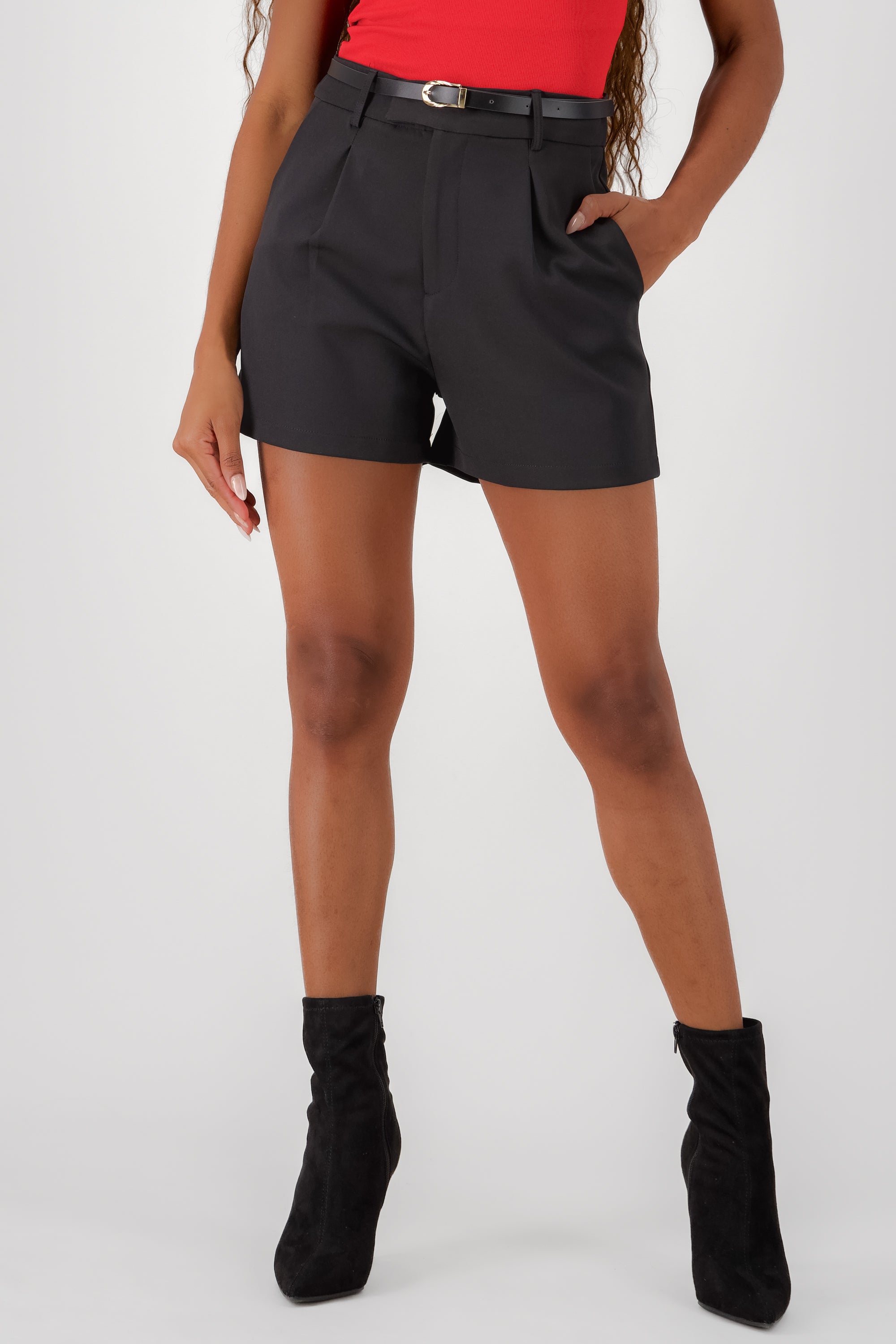 Pleats Shorts with Belt BLACK