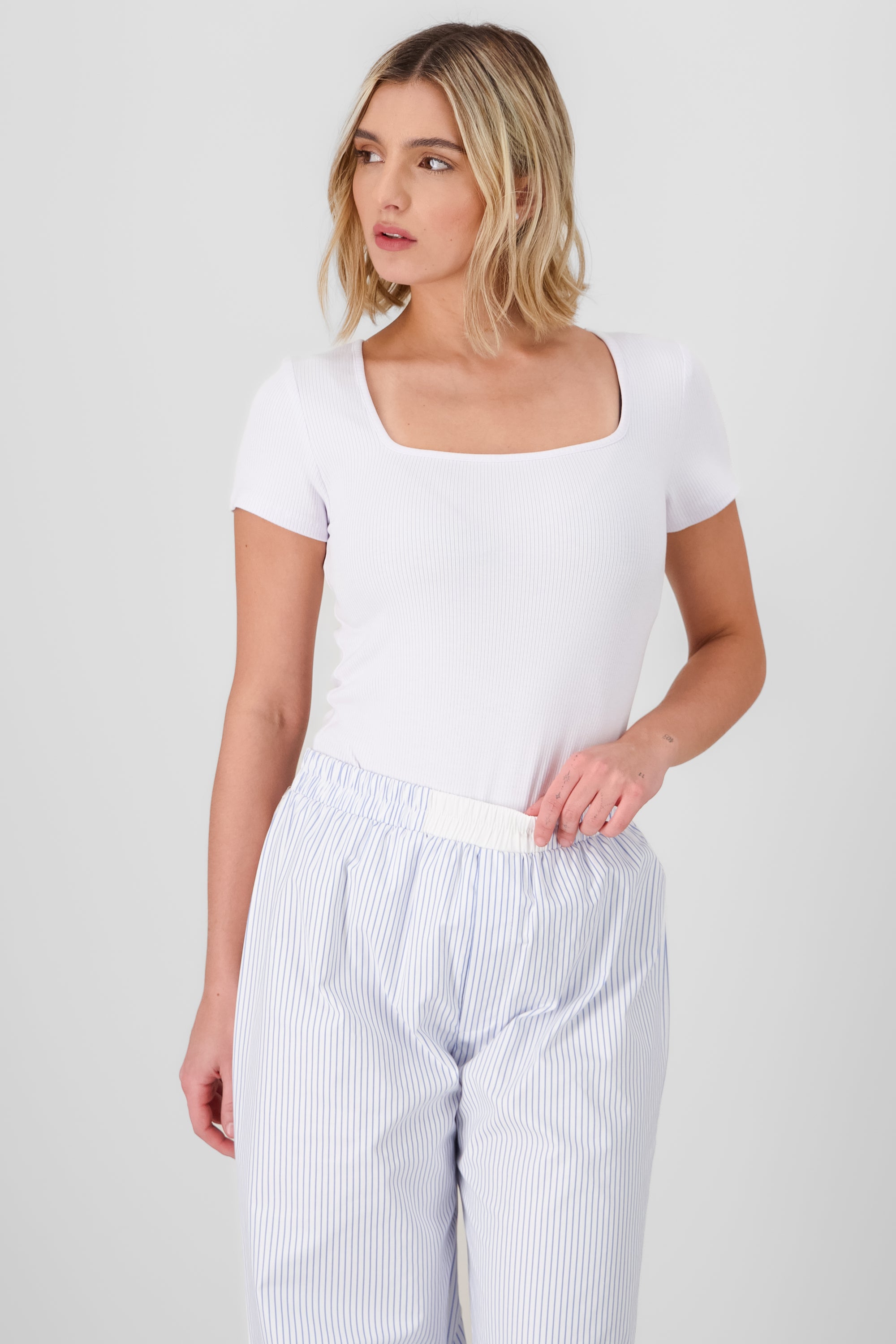 Ribbed Short Sleeve Bodysuit WHITE