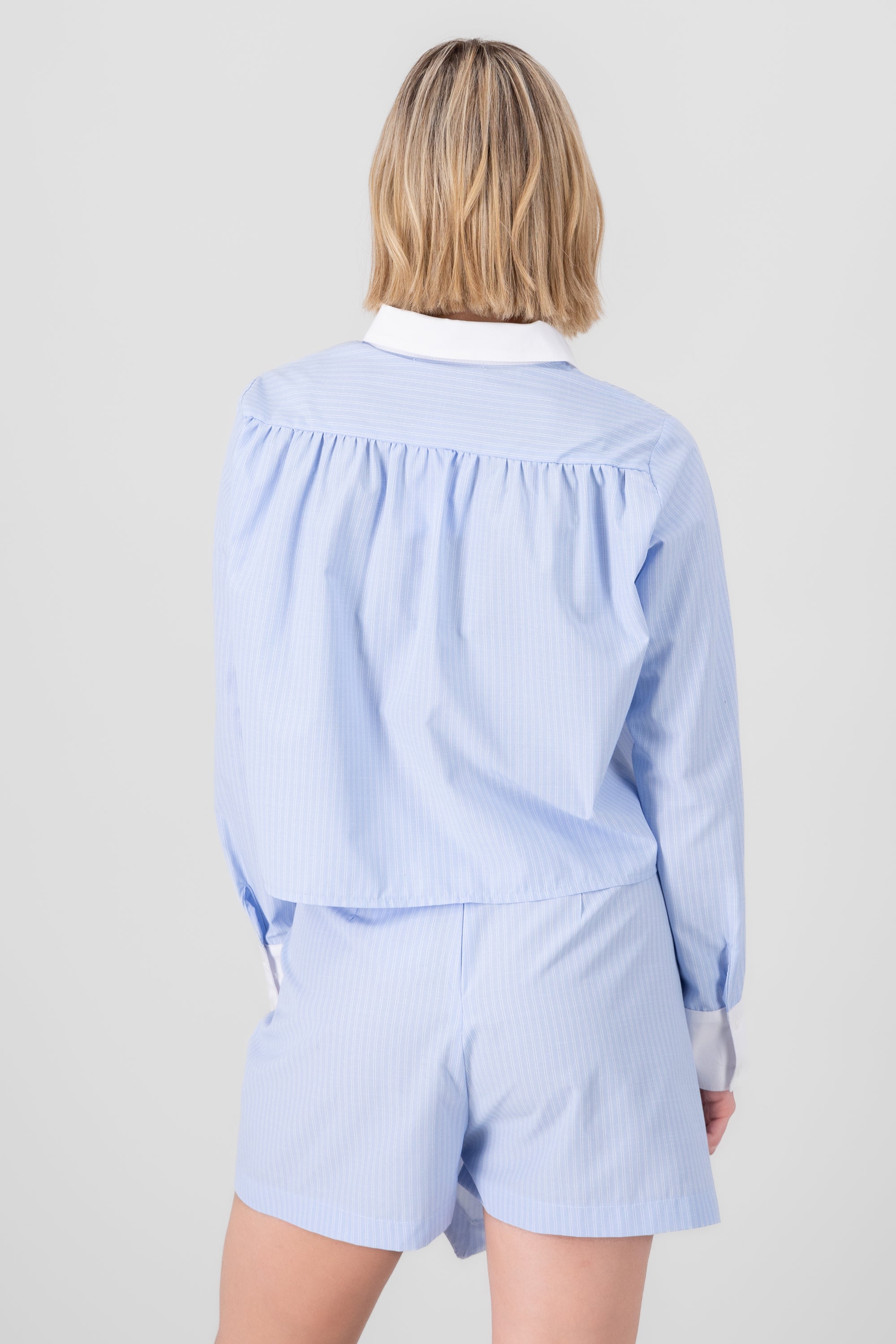 Cropped Shirt With Contrast Collar  SKY BLUE