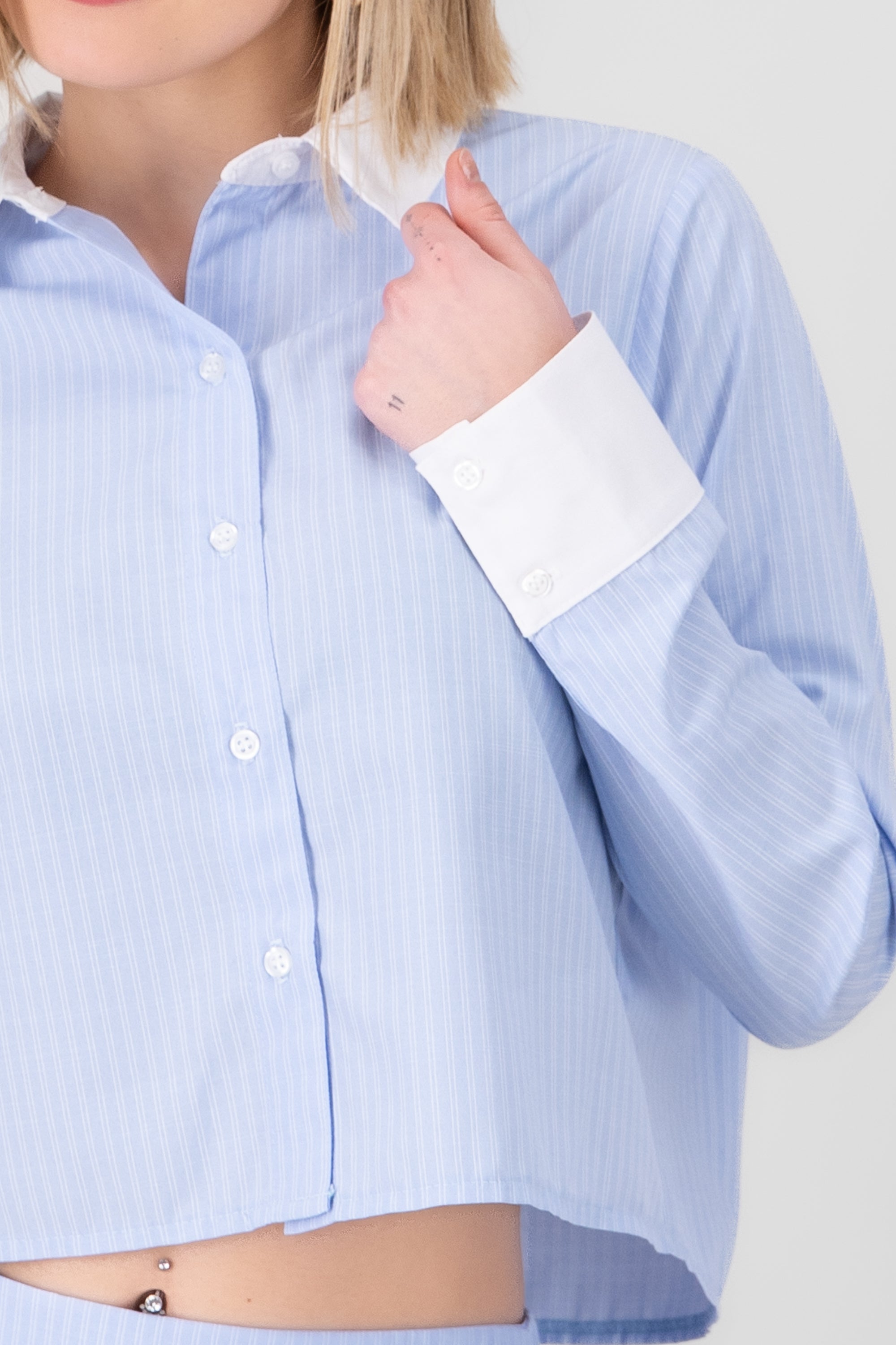 Cropped Shirt With Contrast Collar  SKY BLUE