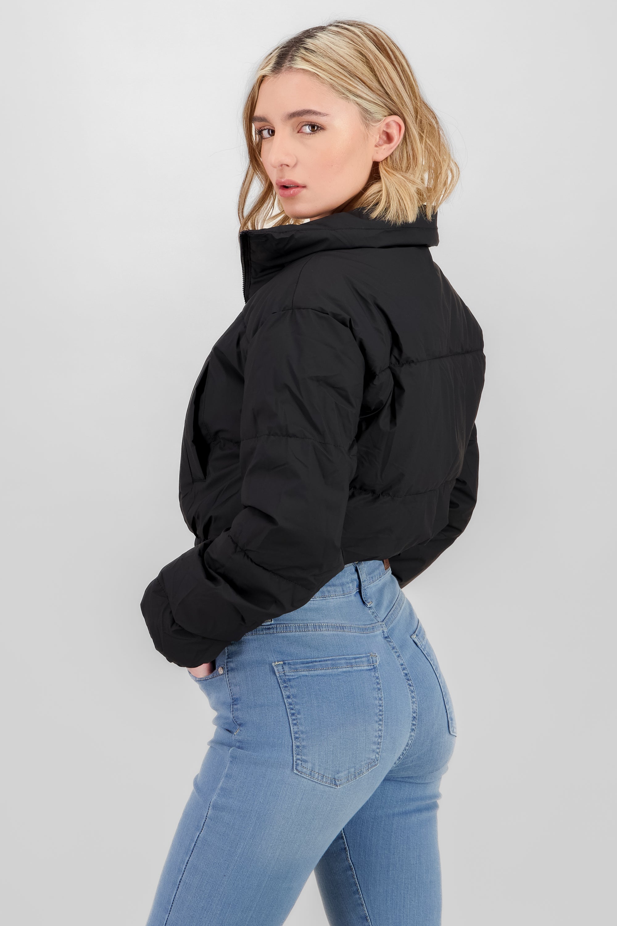 Cropped Puffer Jacket BLACK