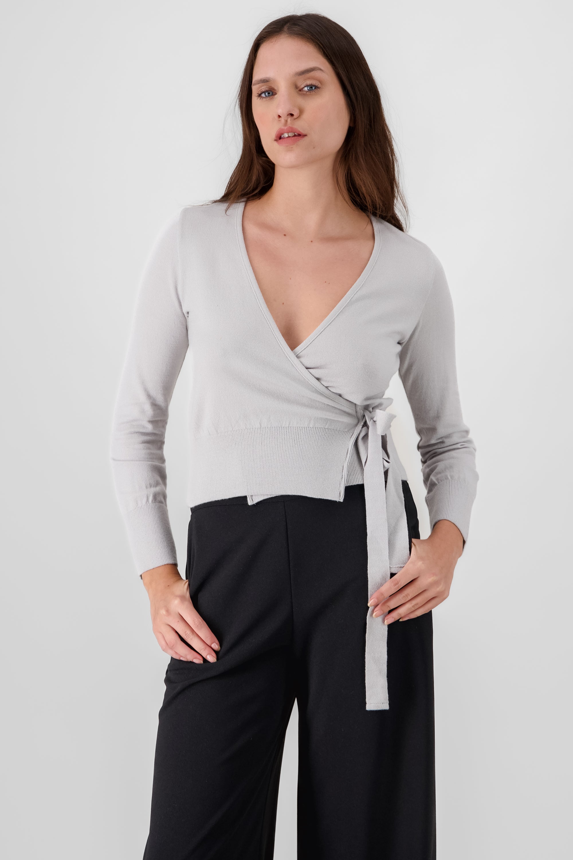 V Neck Sweater With Bow Detail LIGHT GRAY