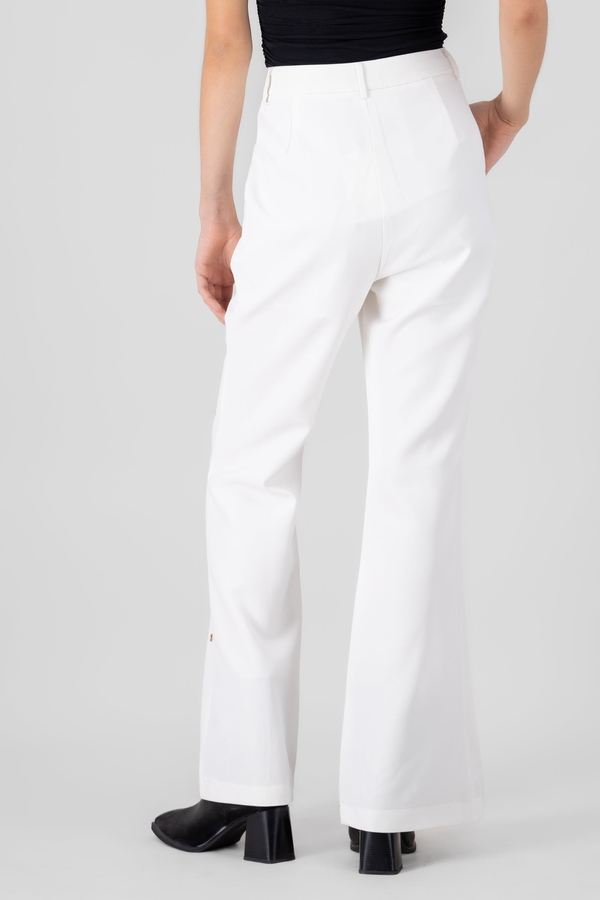 Ring Detail Pants WHITE