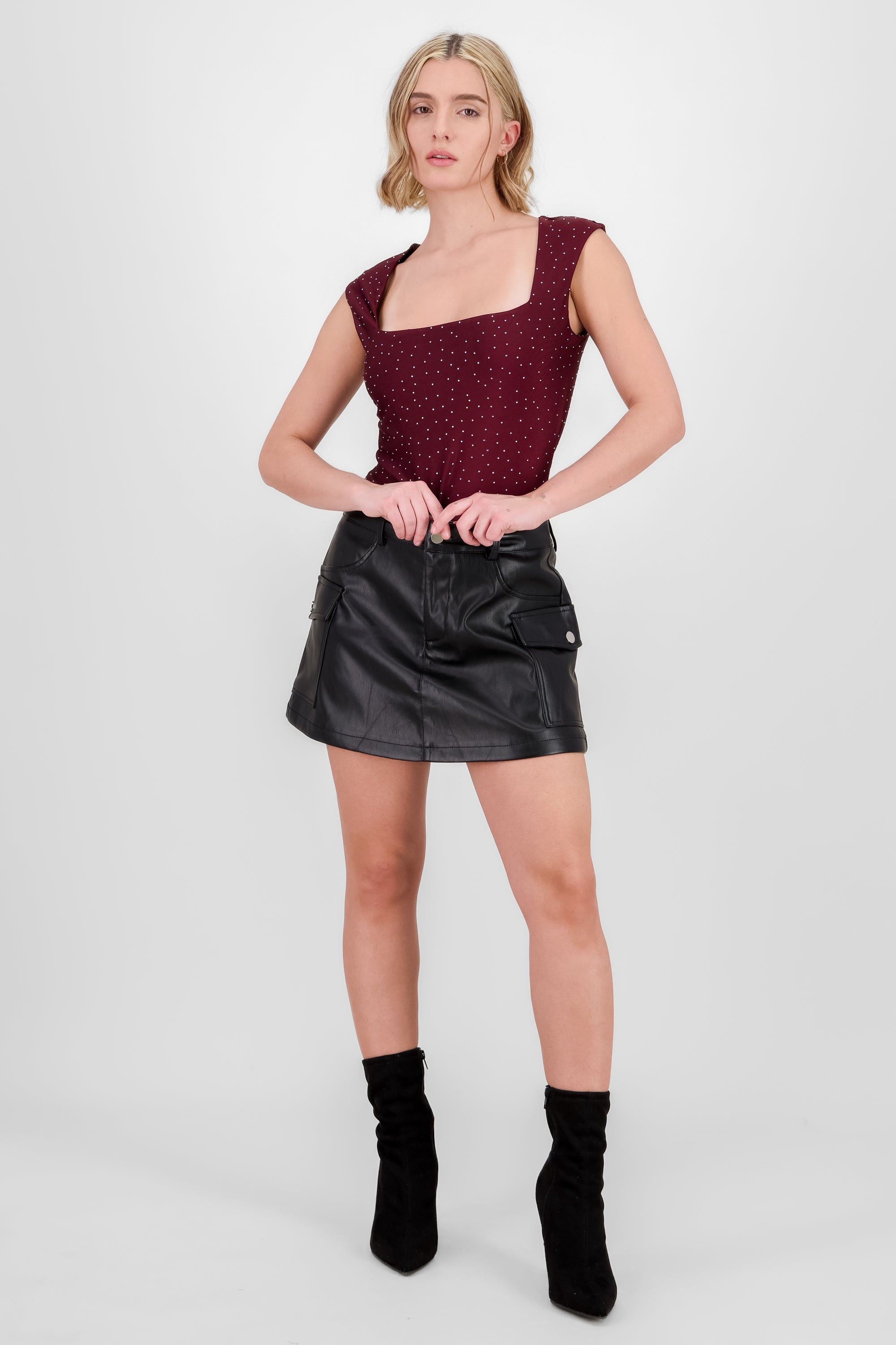 Pocket Details Mini Skirt BLACK