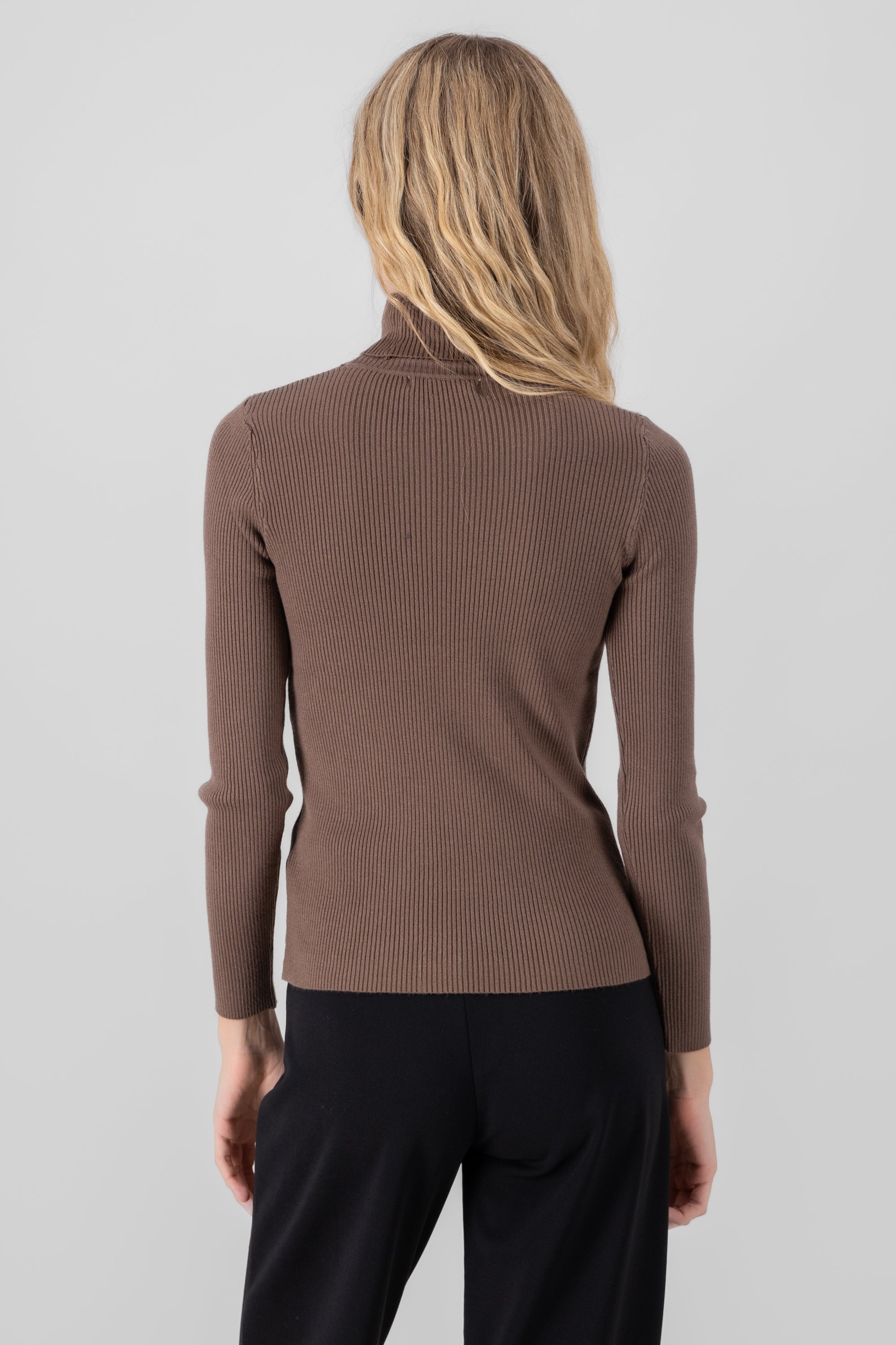 Ribbed High Neck Sweater BROWN