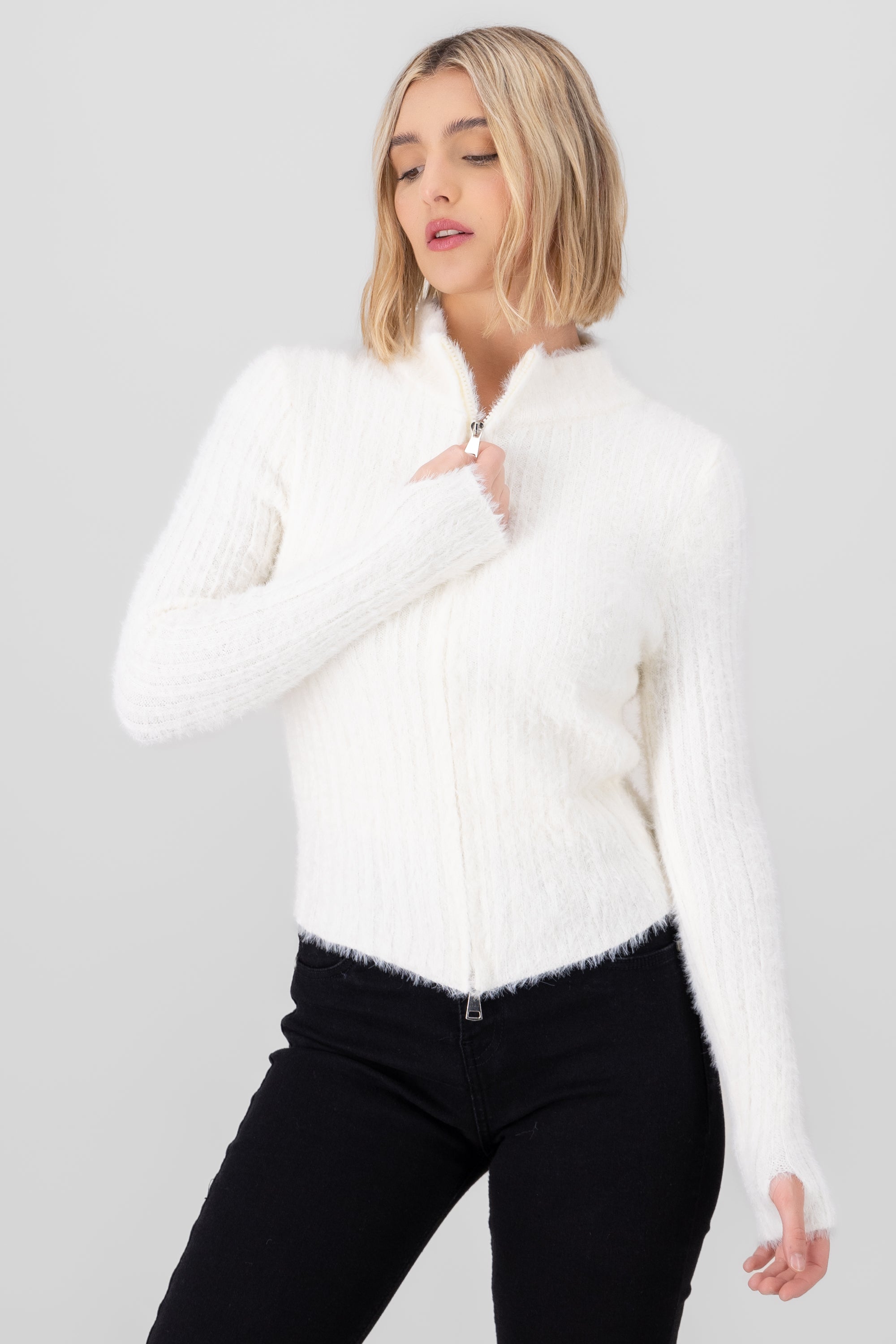 Long Sleeve Sweater CREAM