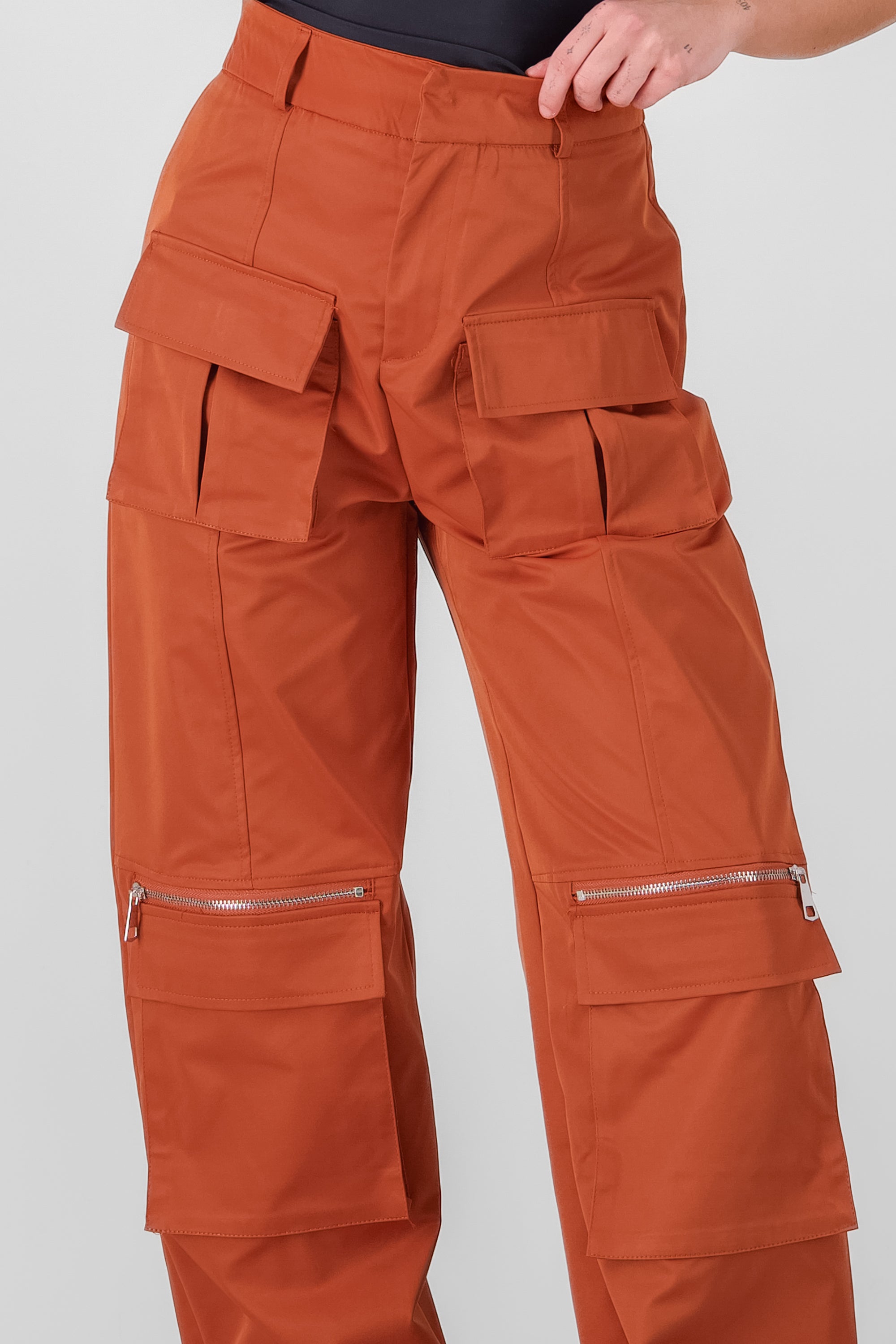 Straight Pants KHAKI