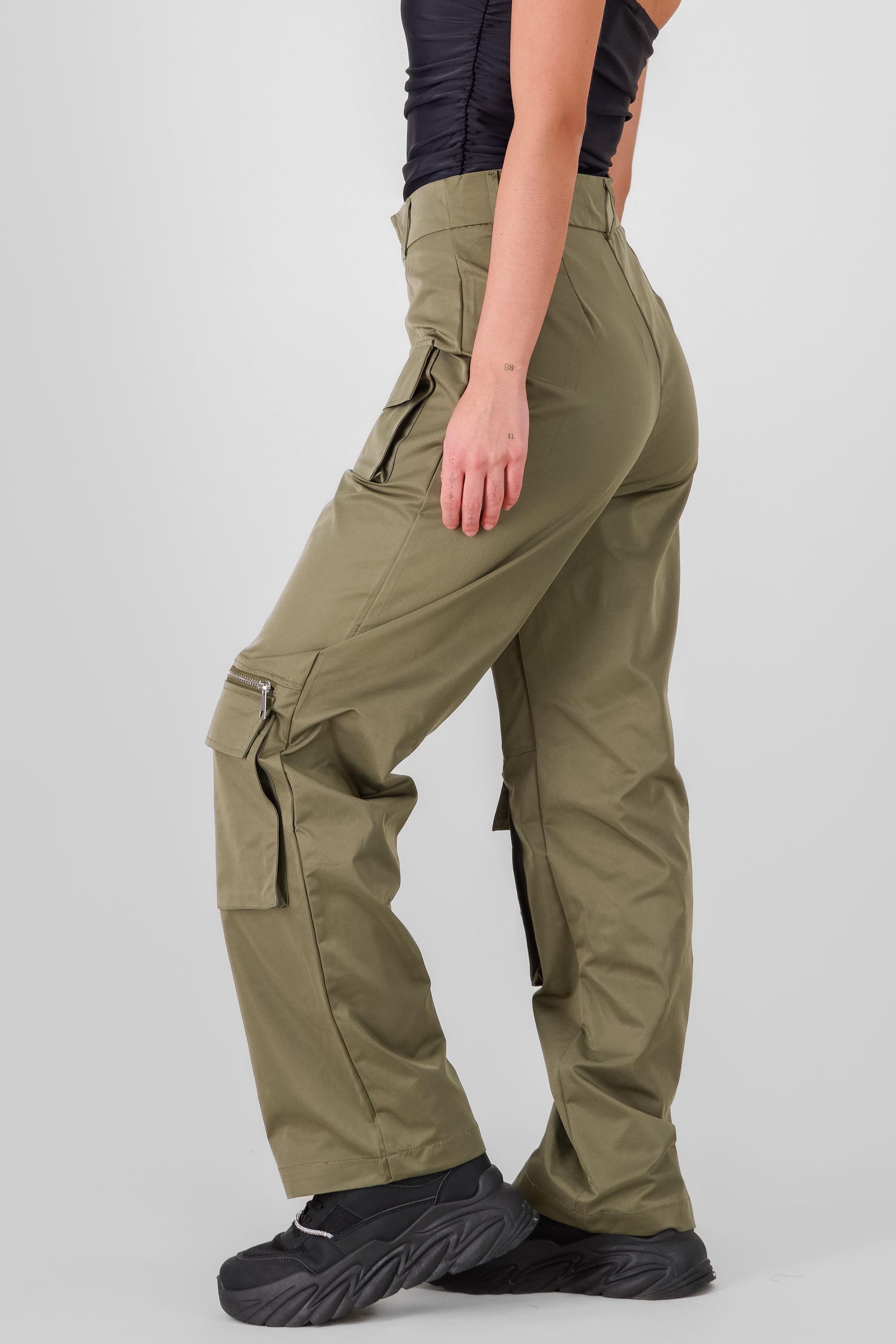 Straight Pants OLIVE