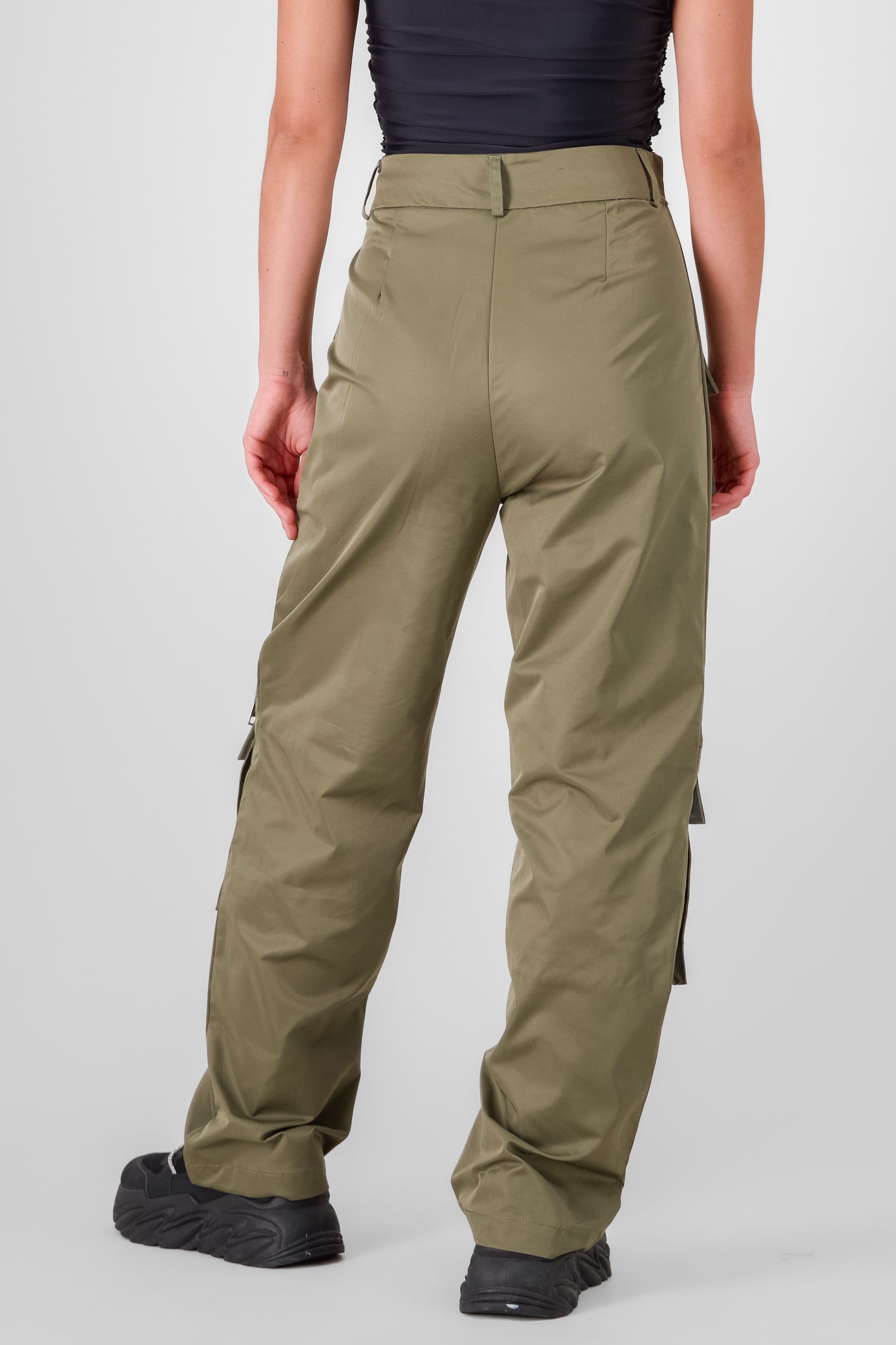 Straight Pants OLIVE