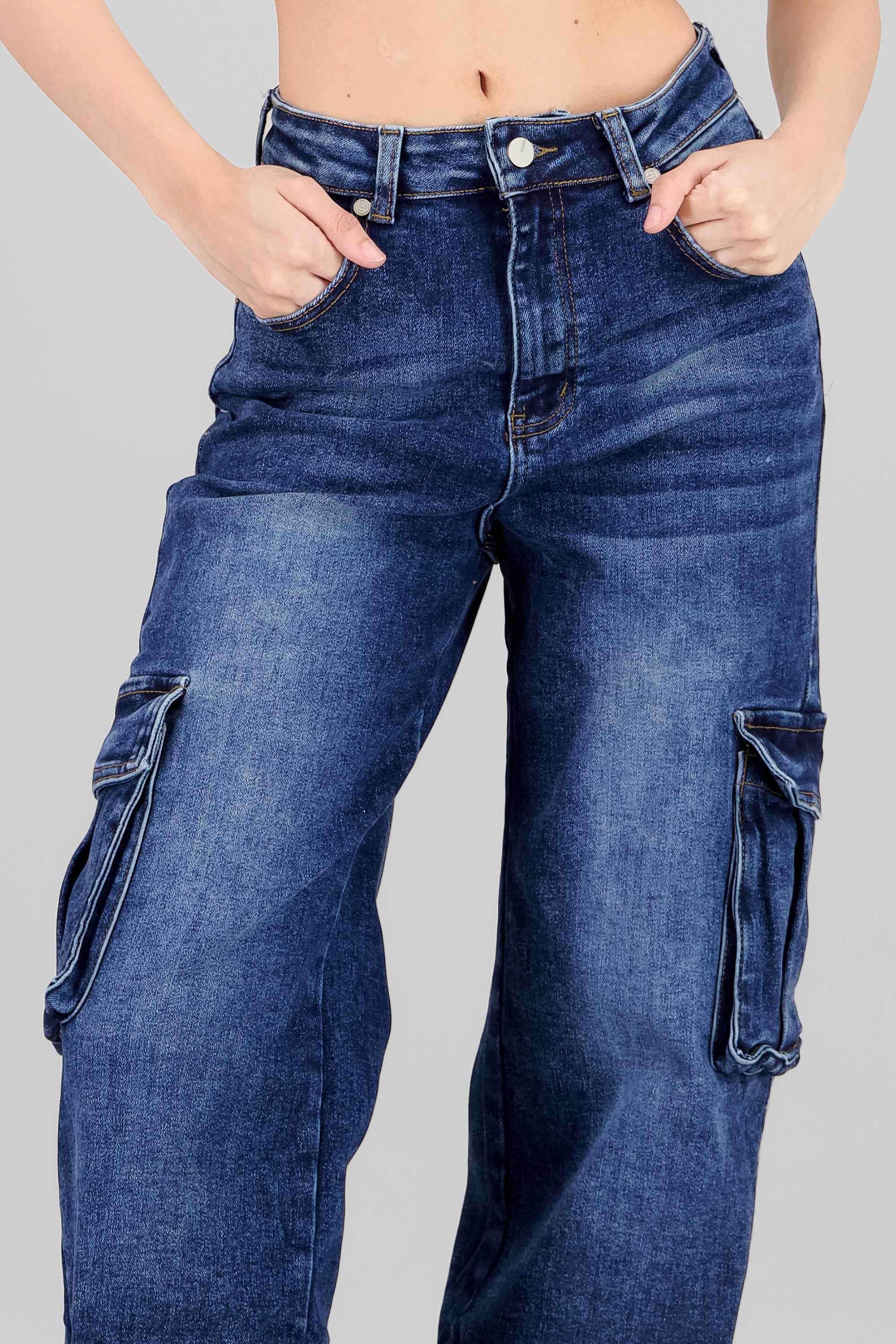 Cargo Jeans With Pockets DARK WASH