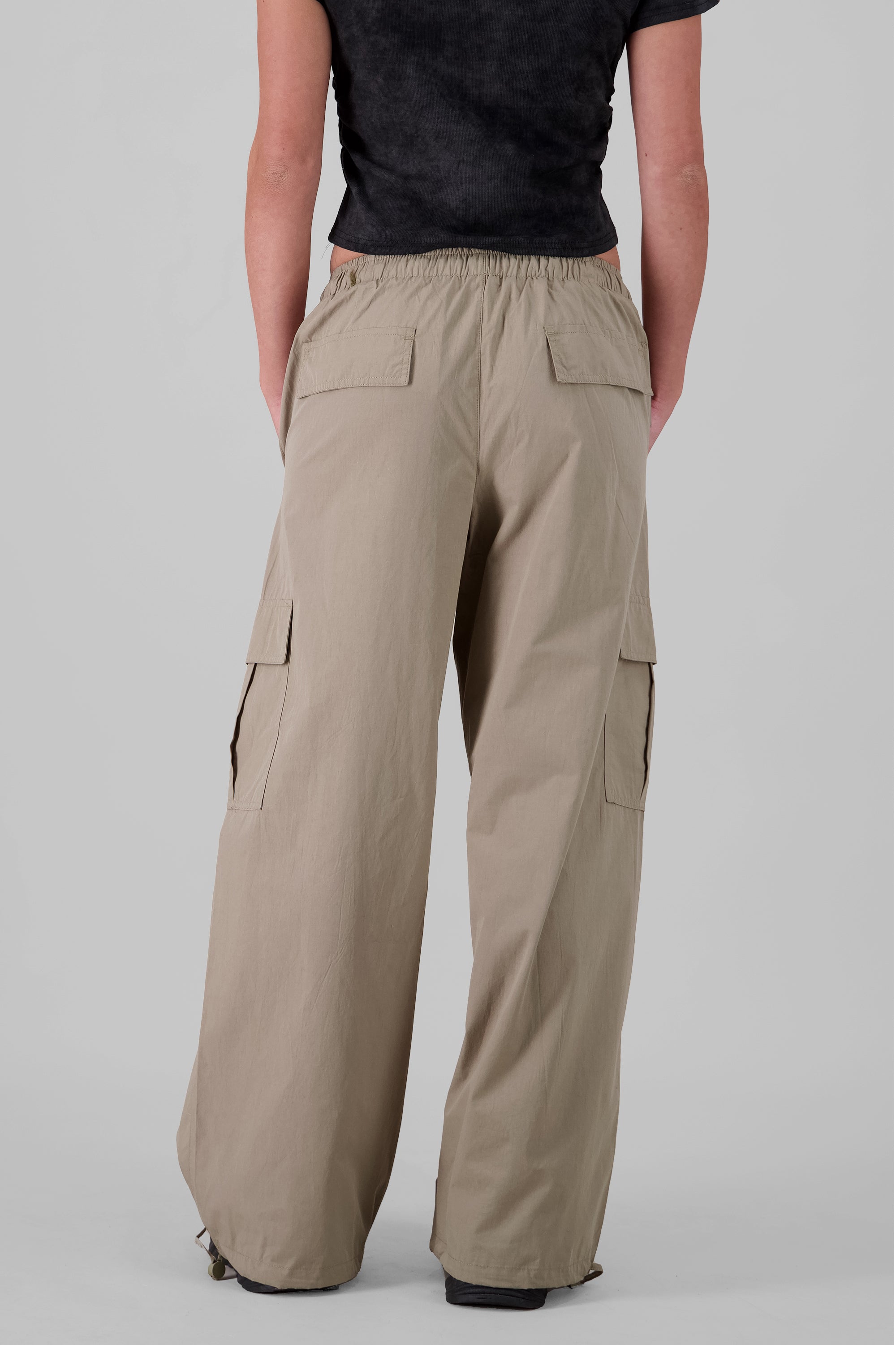 Parachute Pants With Cargo Pockets SAGE