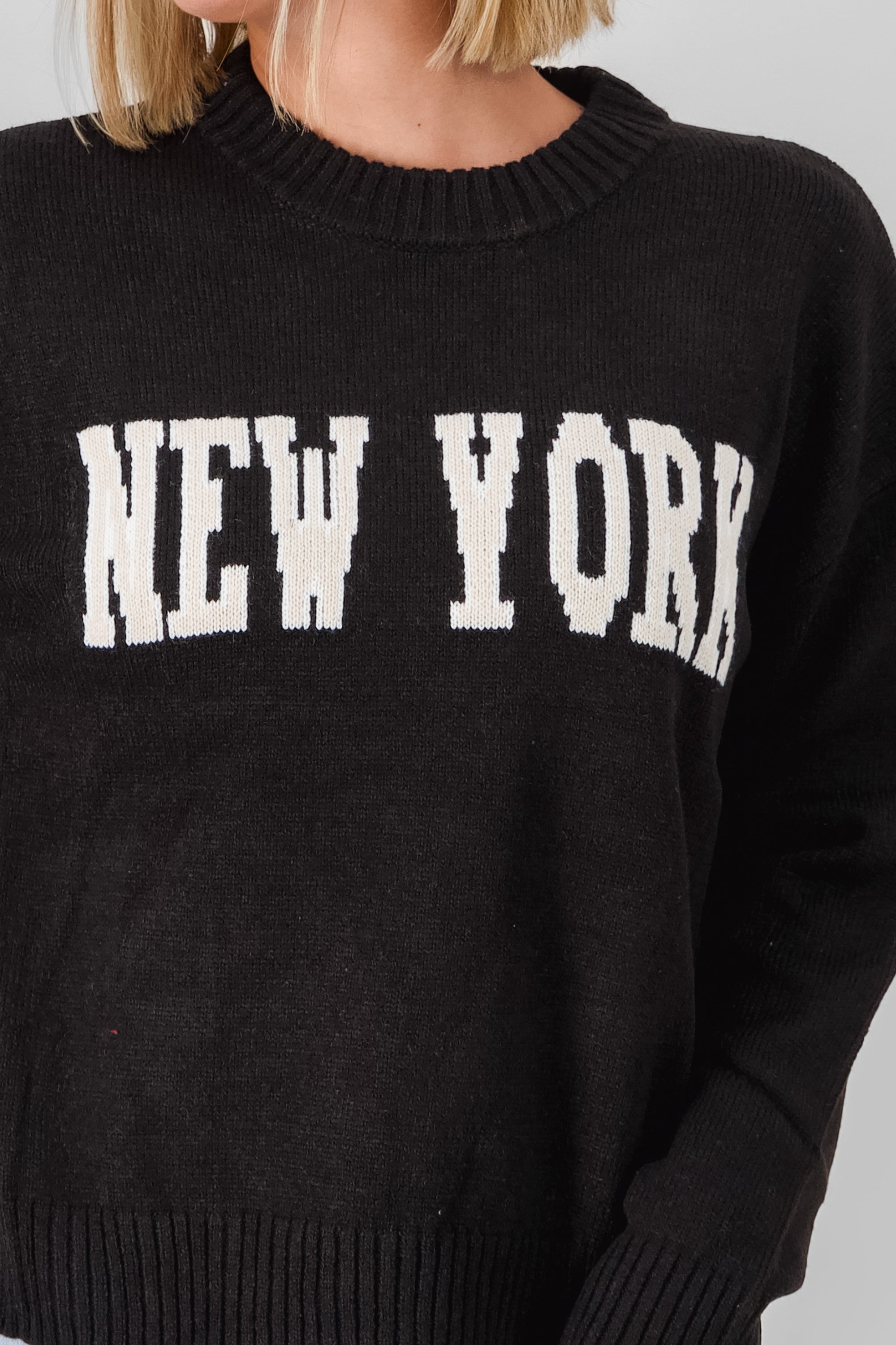 Long Sleeve New York Sweater BLACK