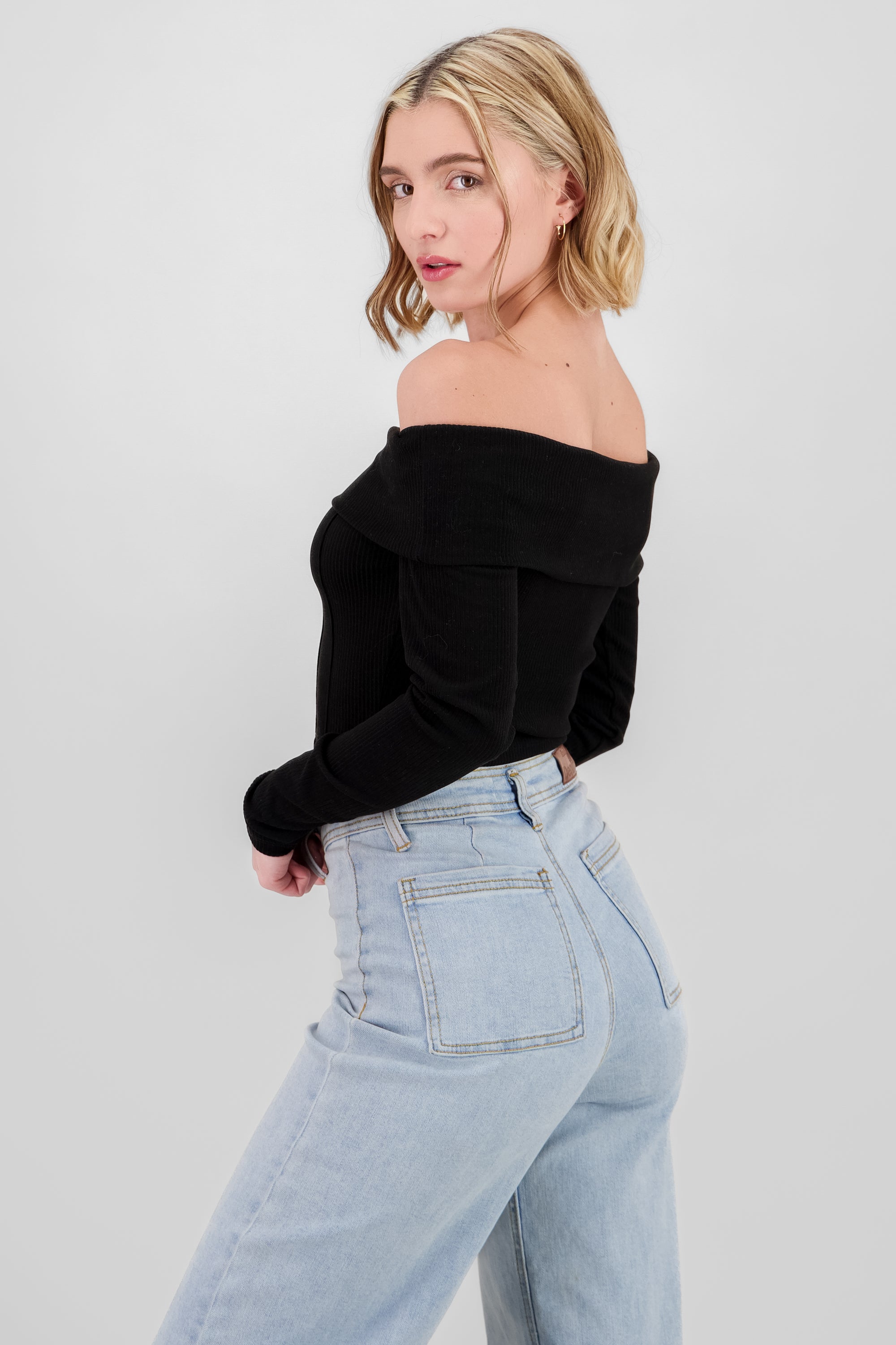 Off Shoulder Ribbed Crop Top BLACK