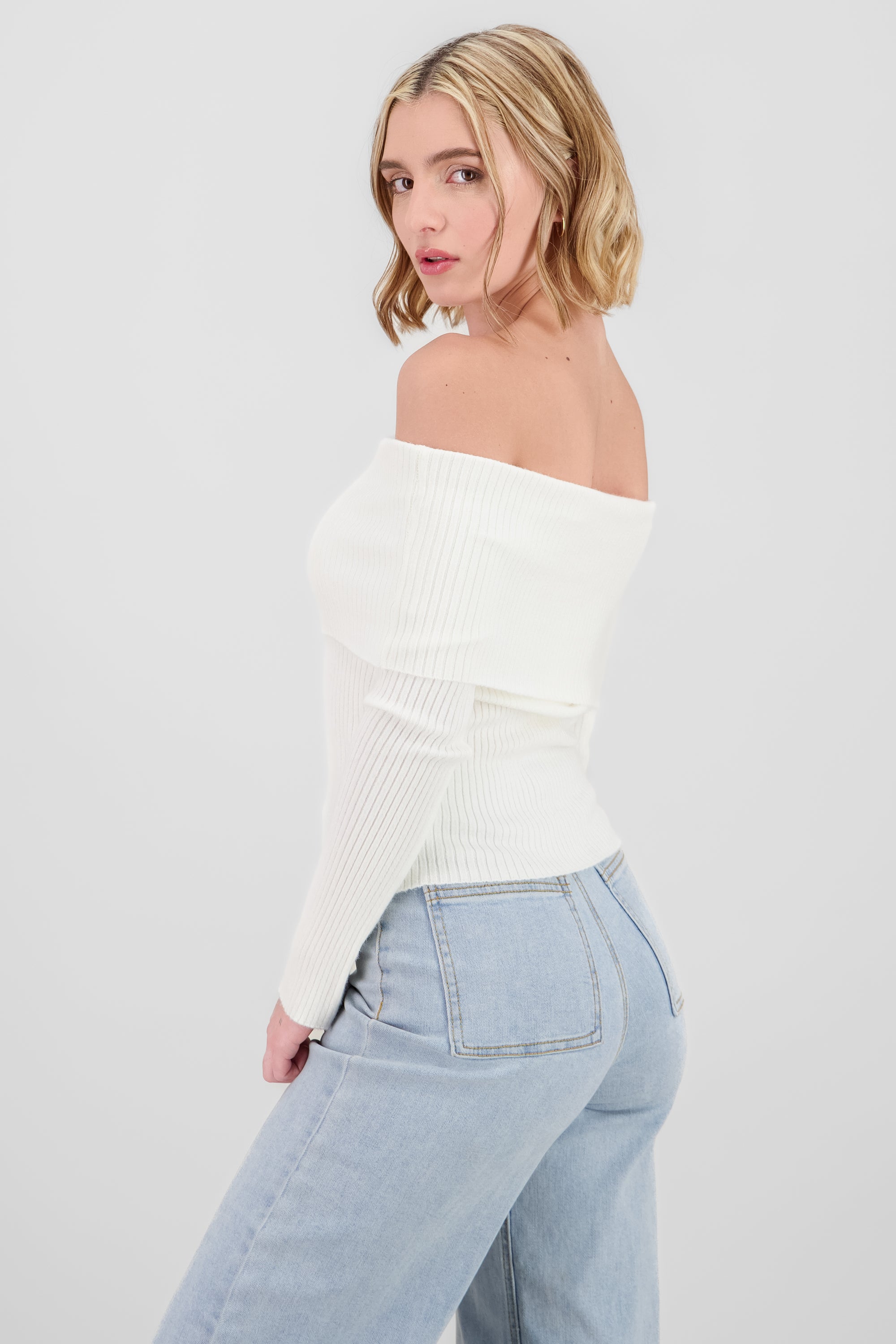 Off Shoulder Knit Sweater WHITE