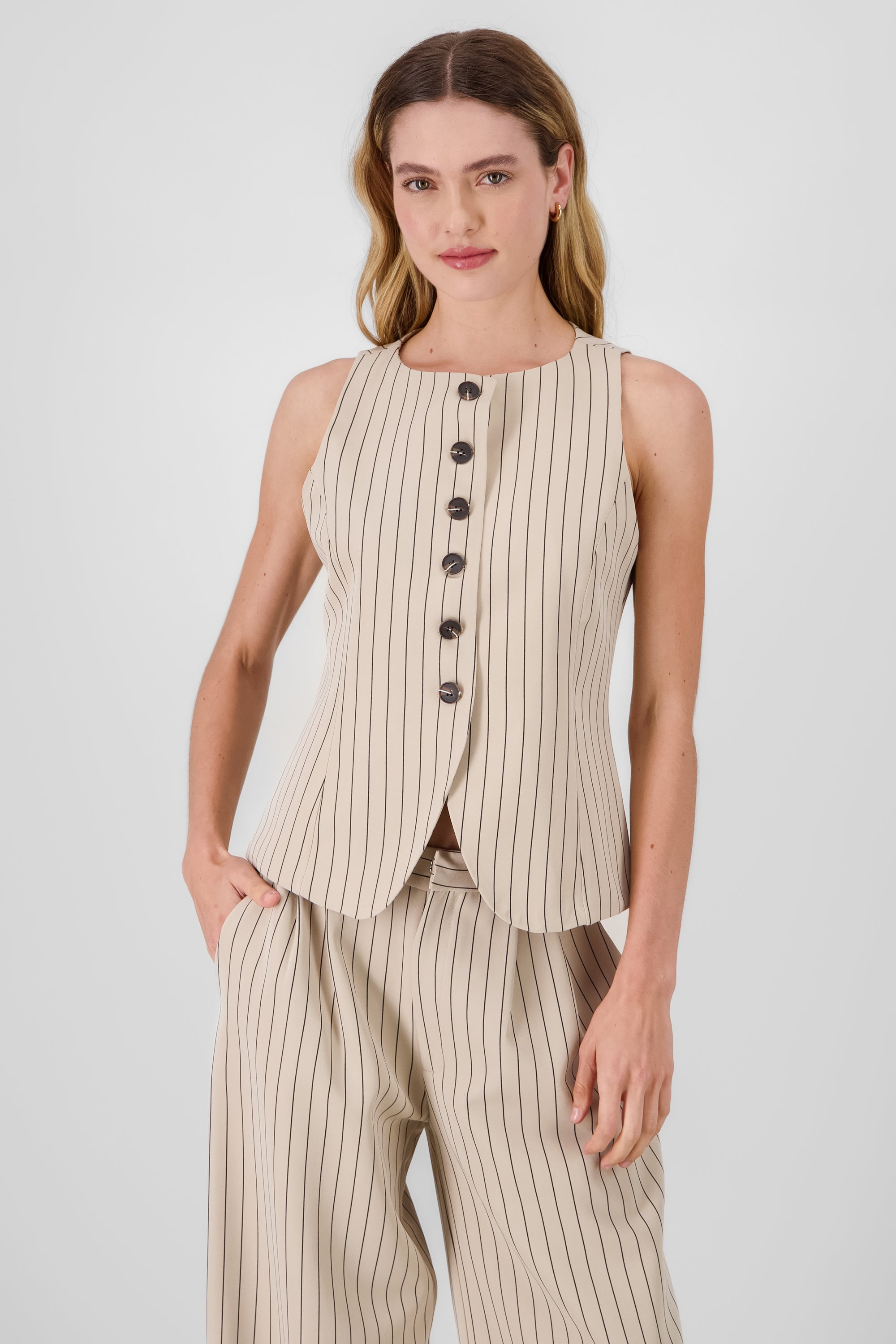 Round Neck Tailored Vest BEIGE