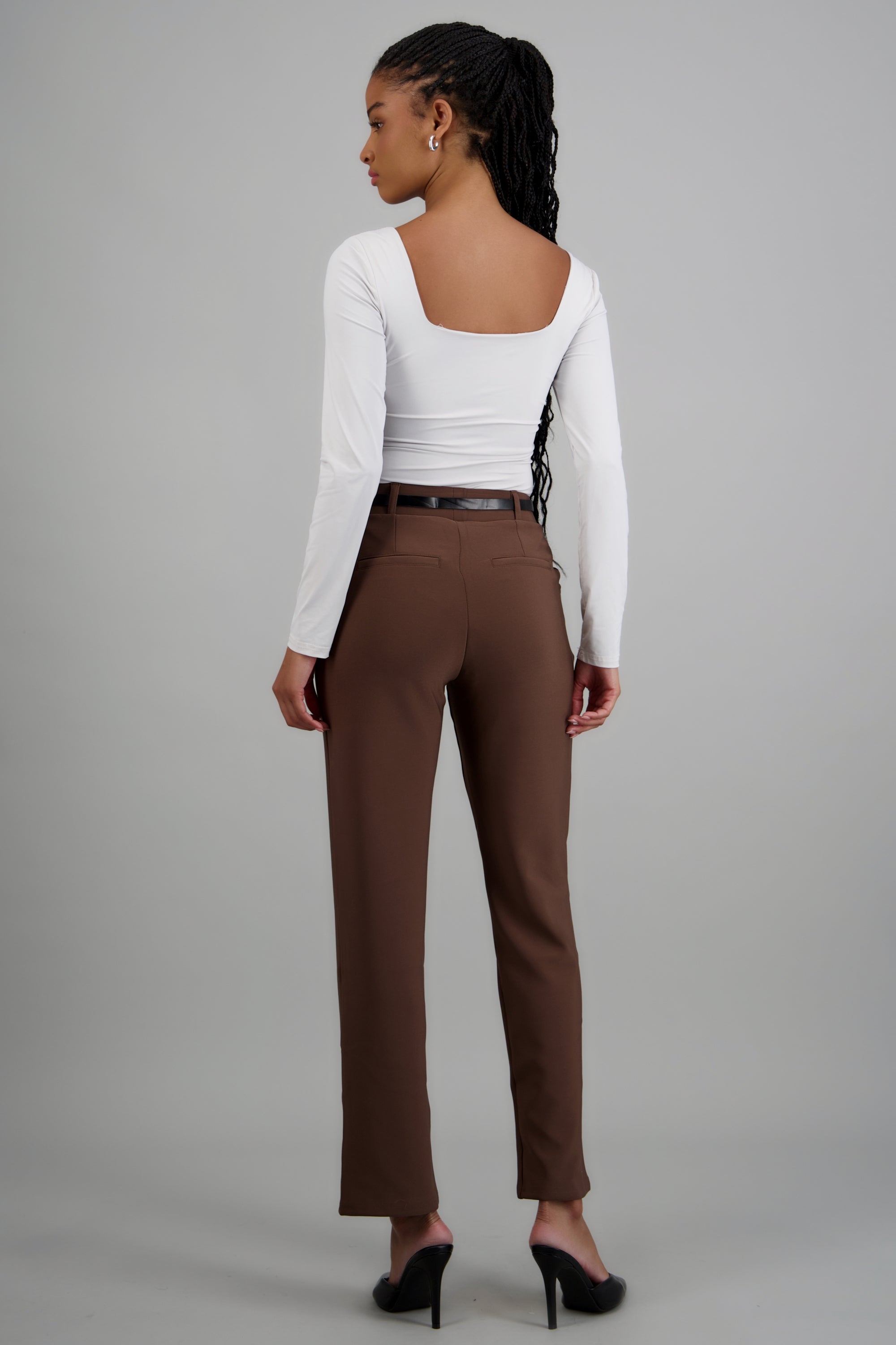DARK BROWN
